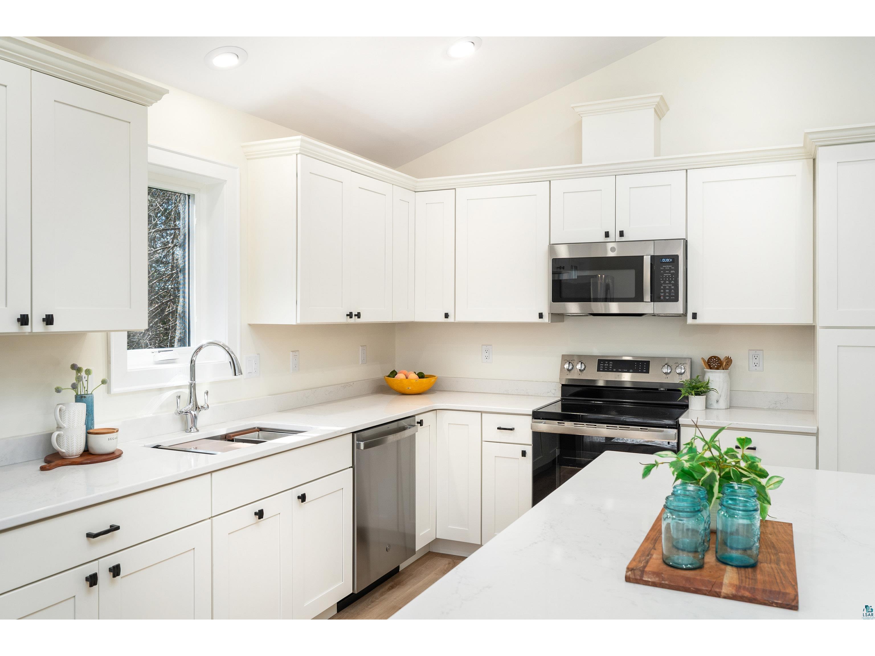1802 Rice Lake Rd Duluth MN 55811 6125146 image14