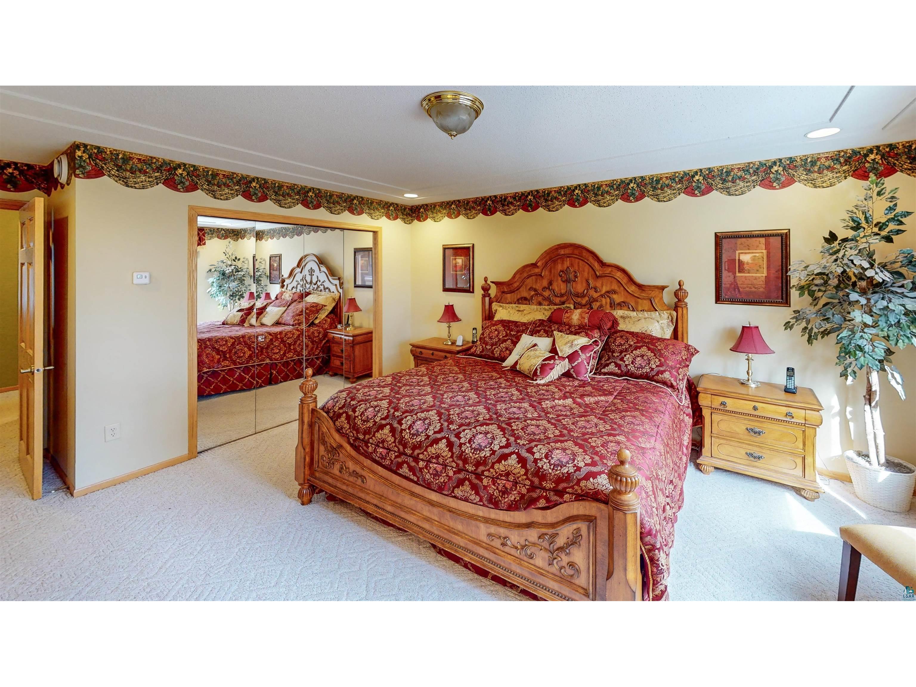 1804 Hwy 61 E Grand Marais MN 55604 6124556 image15