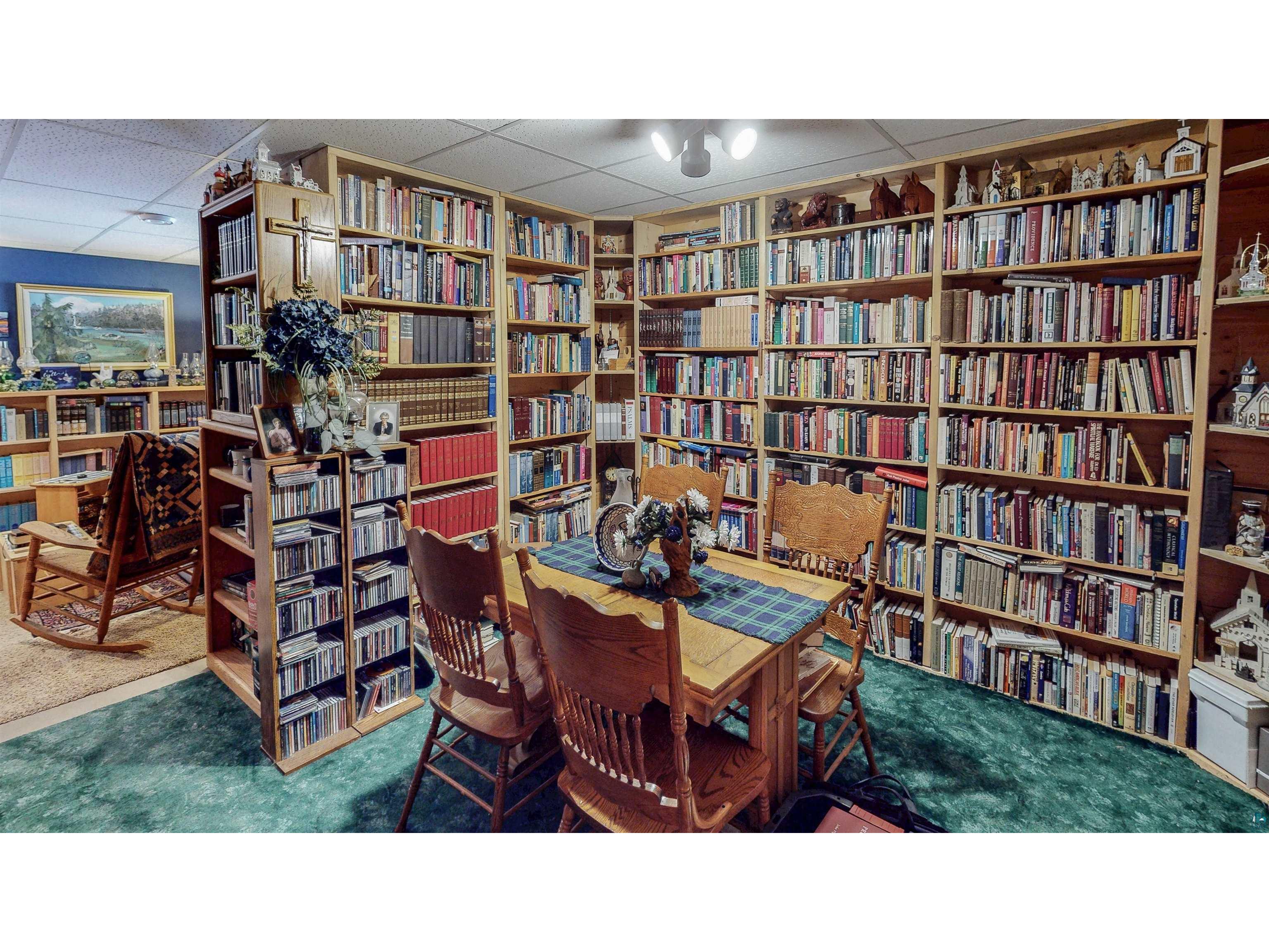 1804 Hwy 61 E Grand Marais MN 55604 6124556 image25