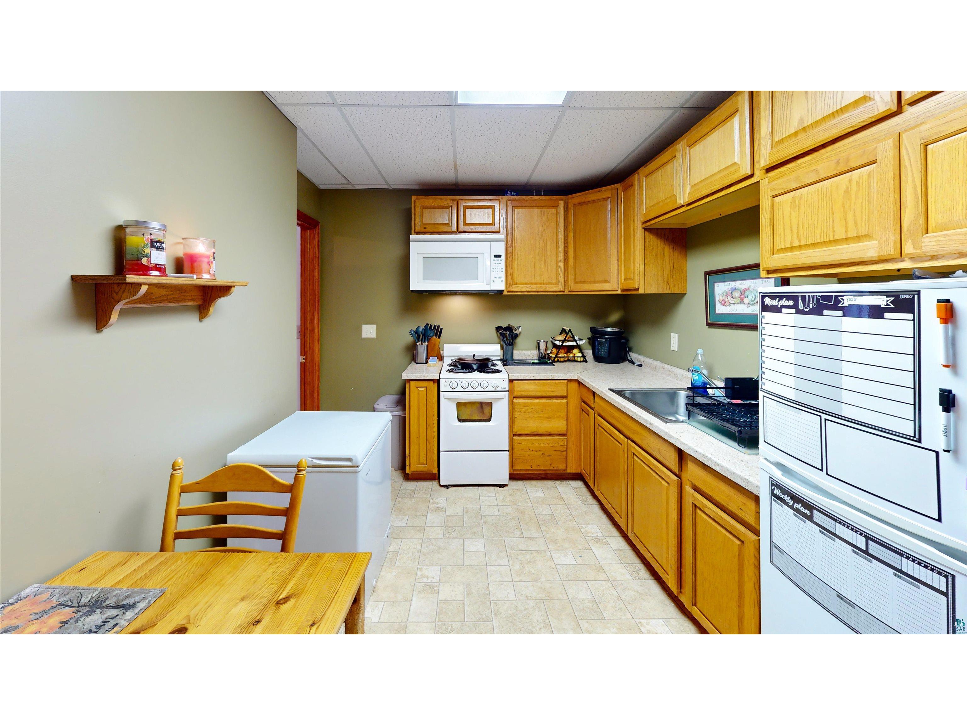 1804 Hwy 61 E Grand Marais MN 55604 6124556 image26