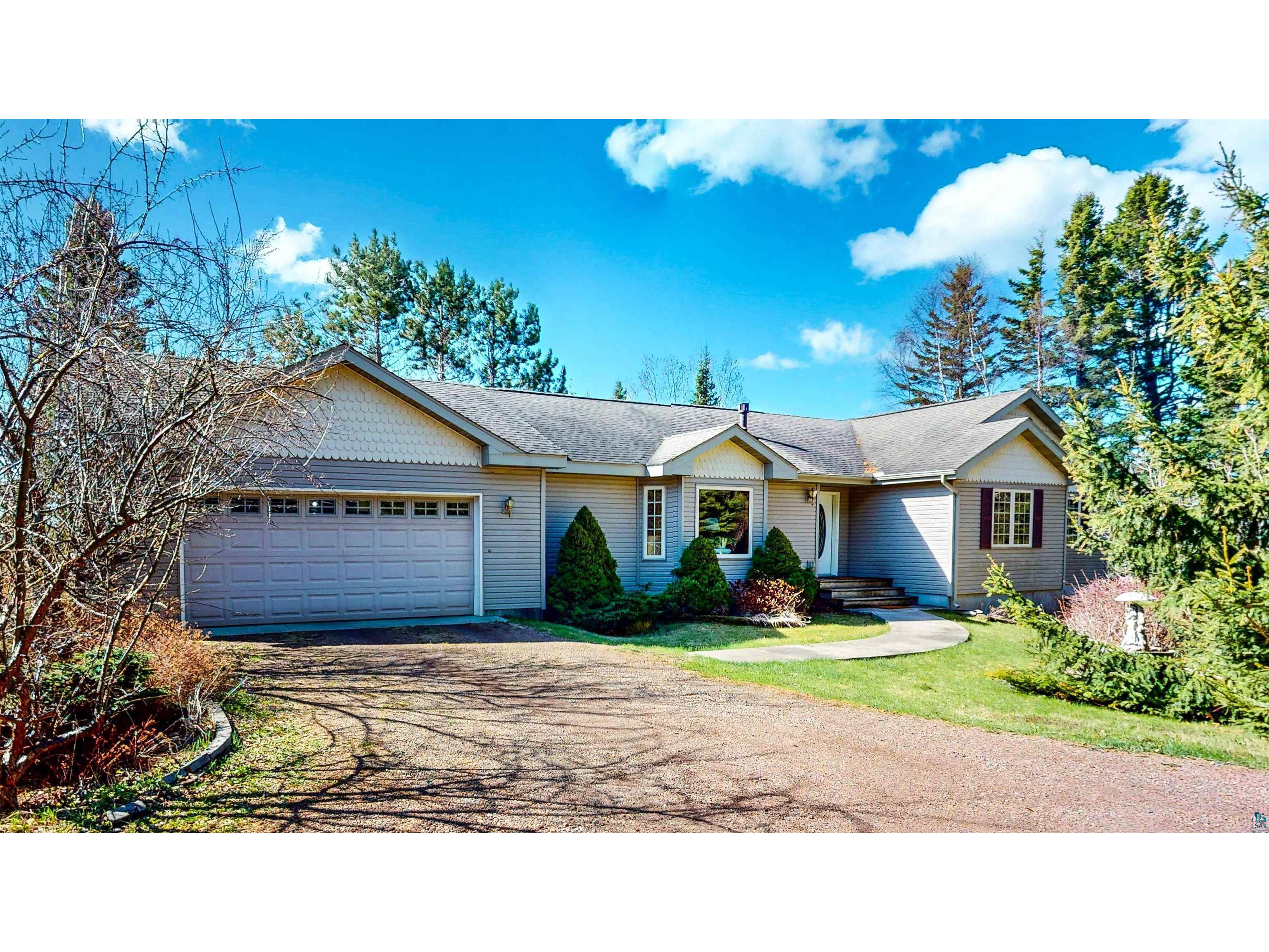 1804 Hwy 61 E Grand Marais MN 55604 6124556 image33