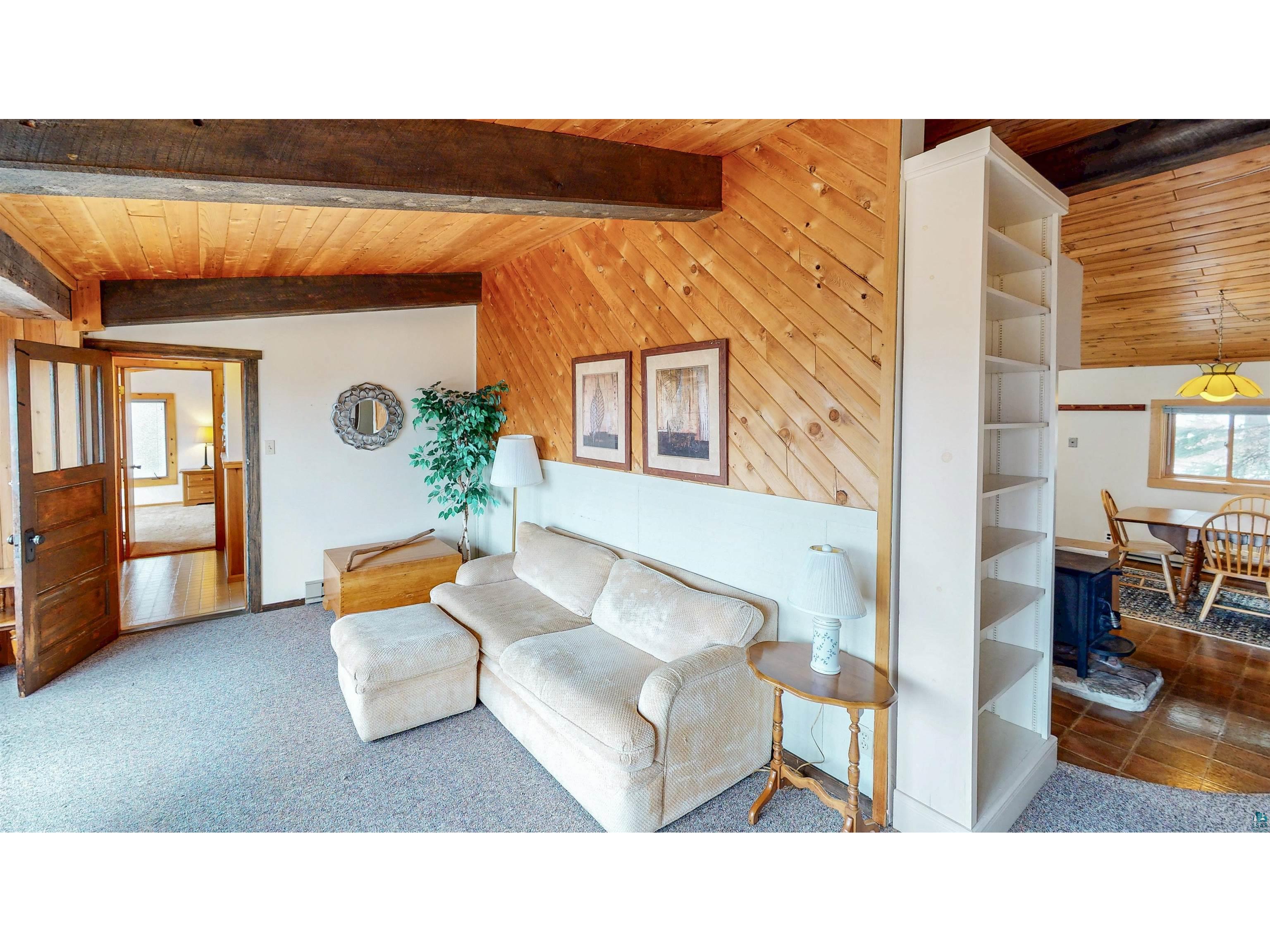 1804 Hwy 61 E Grand Marais MN 55604 6124556 image39