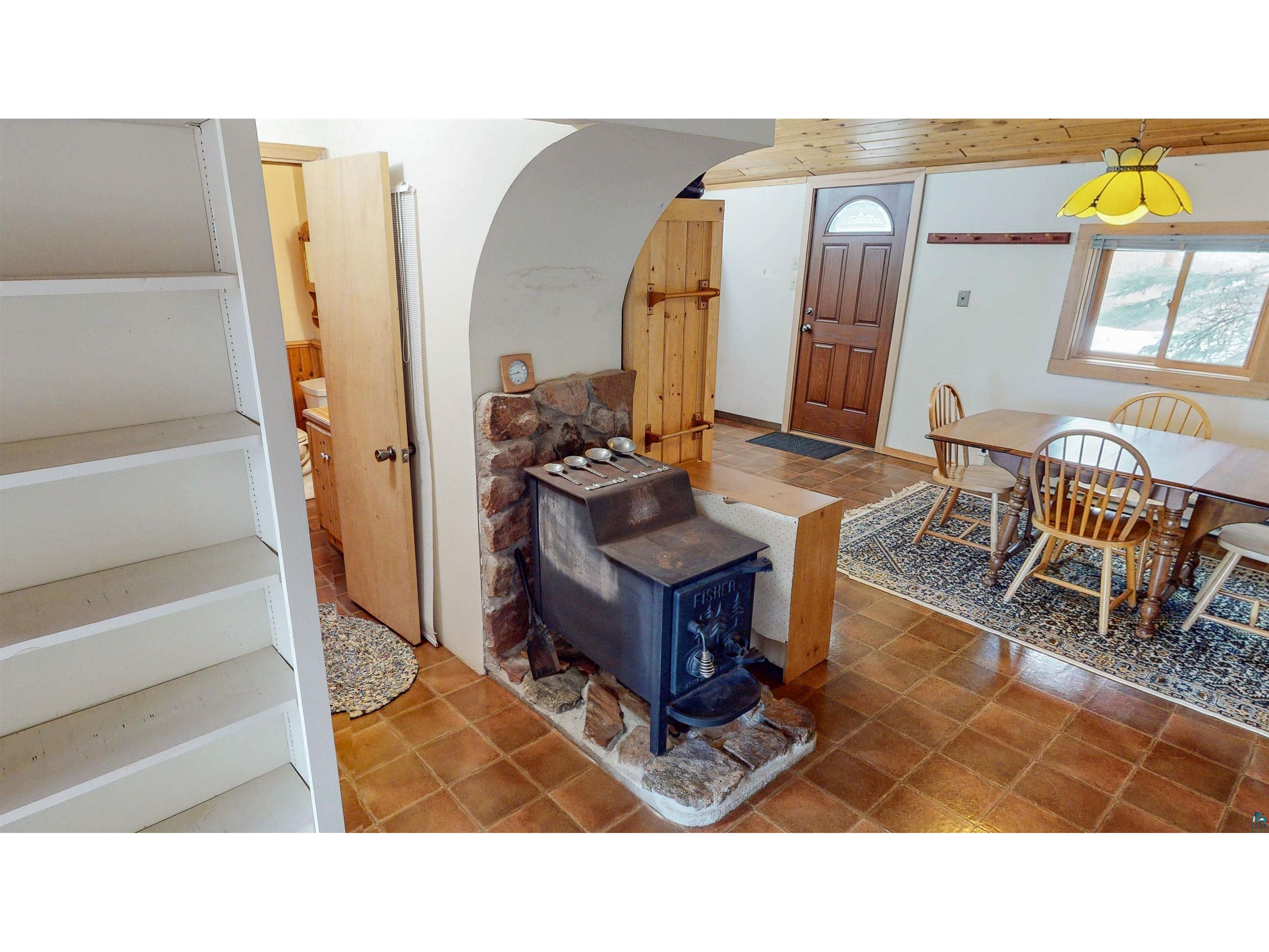 1804 Hwy 61 E Grand Marais MN 55604 6124556 image43