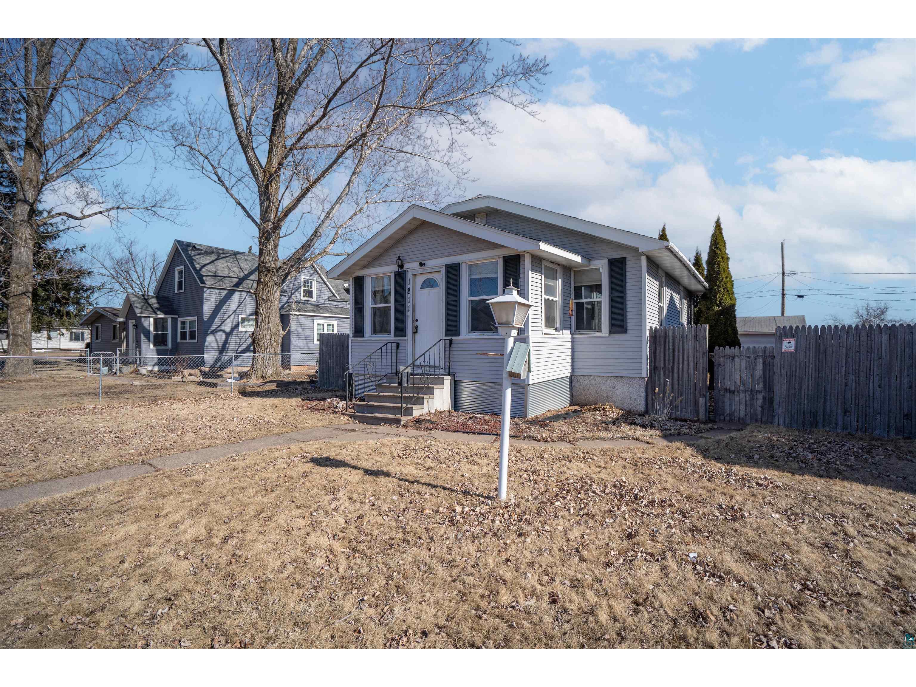 1811 E 8th St Superior WI 54880 6118357 image1