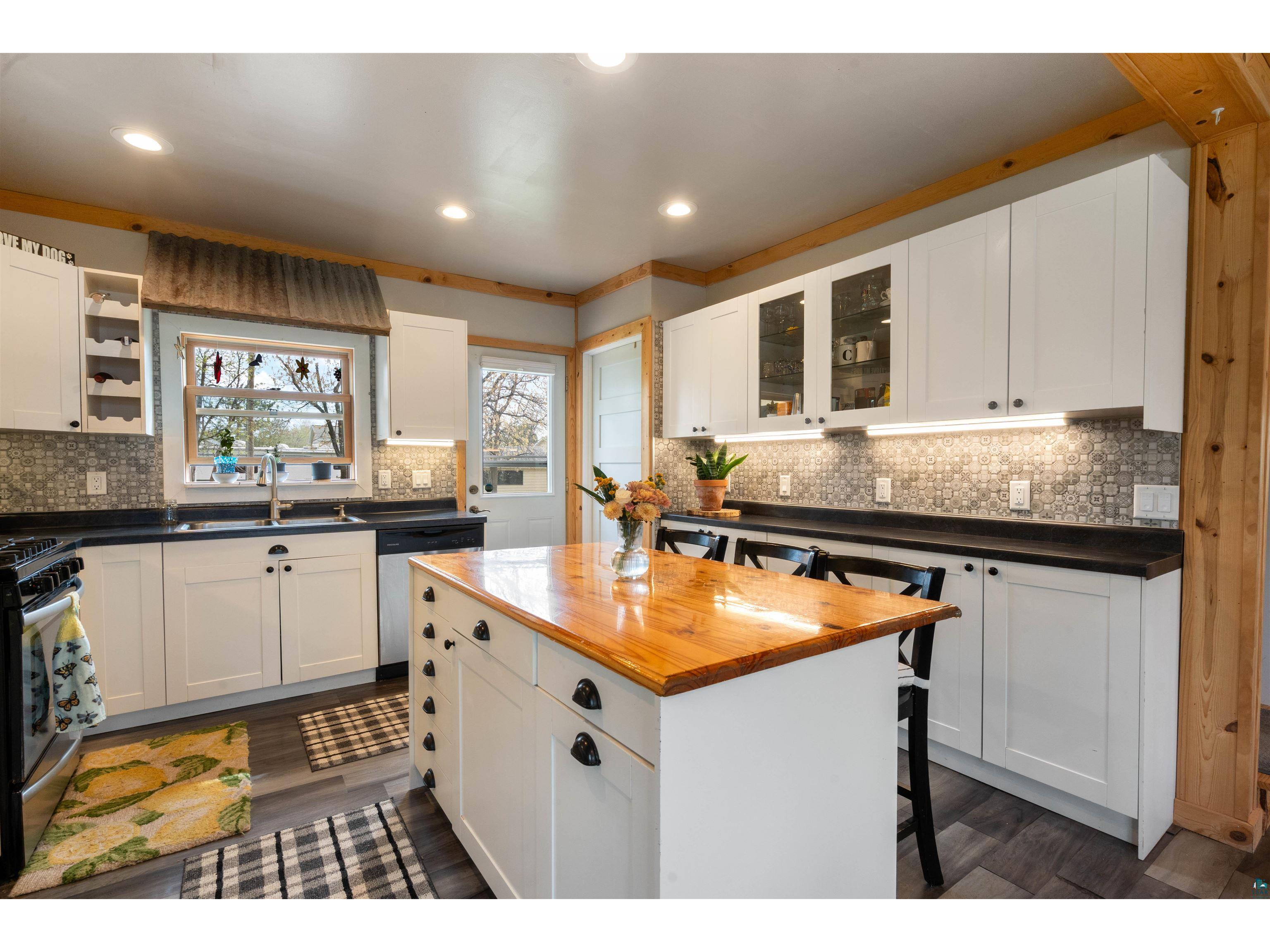 1815 E 12th St Superior WI 54880 6125586 image8
