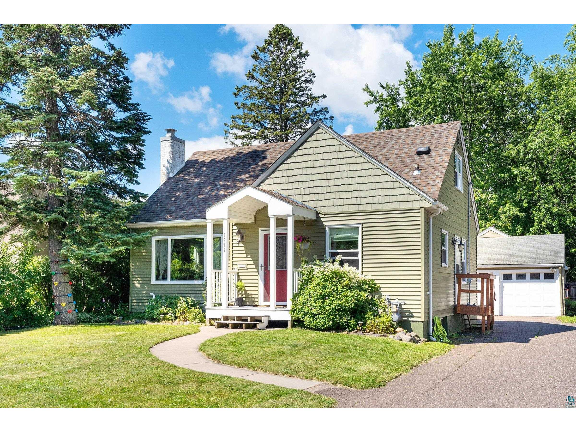 1815 Vermilion Rd, Duluth, MN 55803 MLS 6104839 Edina Realty