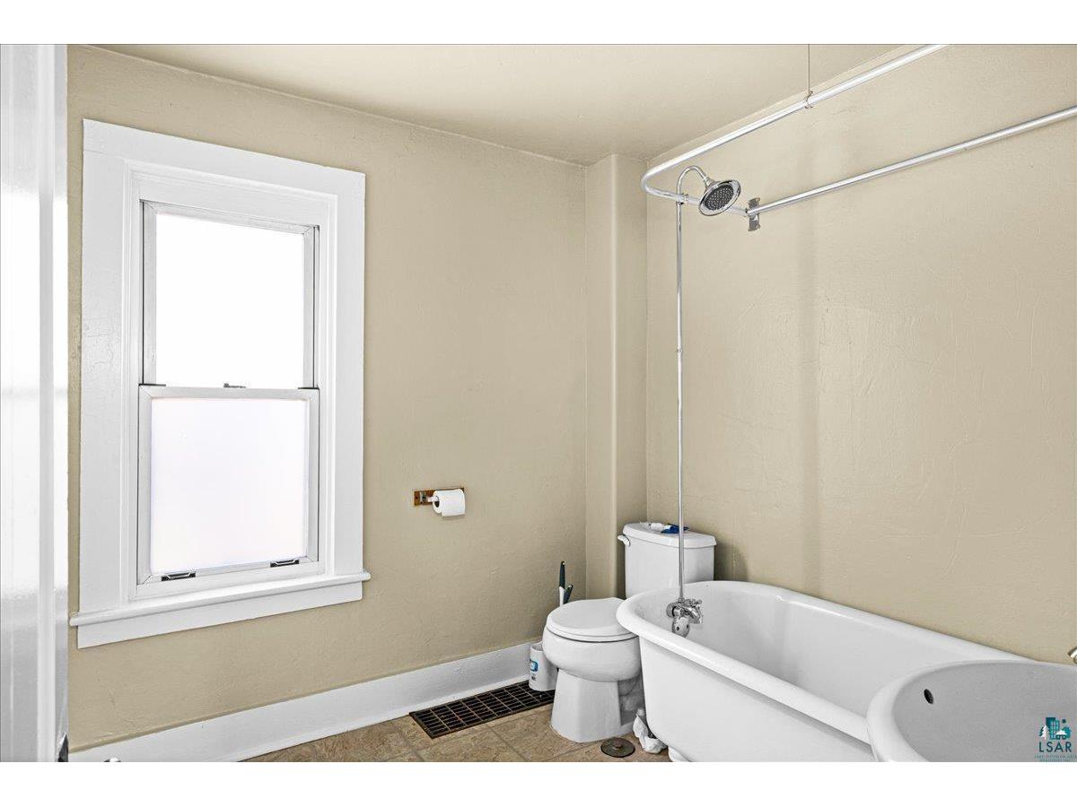1824 Lackawanna Ave Superior WI 54880 6125750 image27