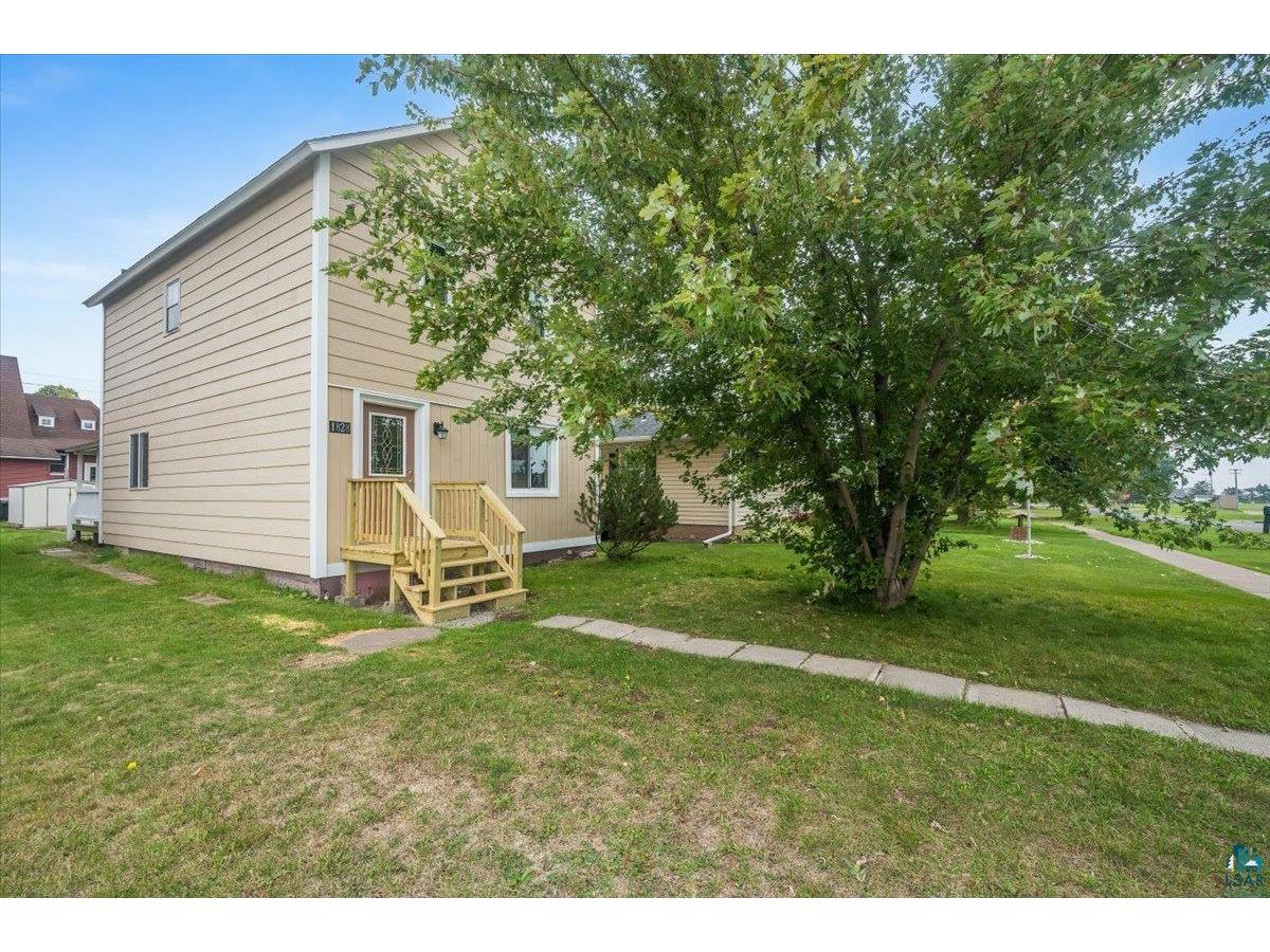 1828 E 3rd St Superior WI 54880 6110774 image1