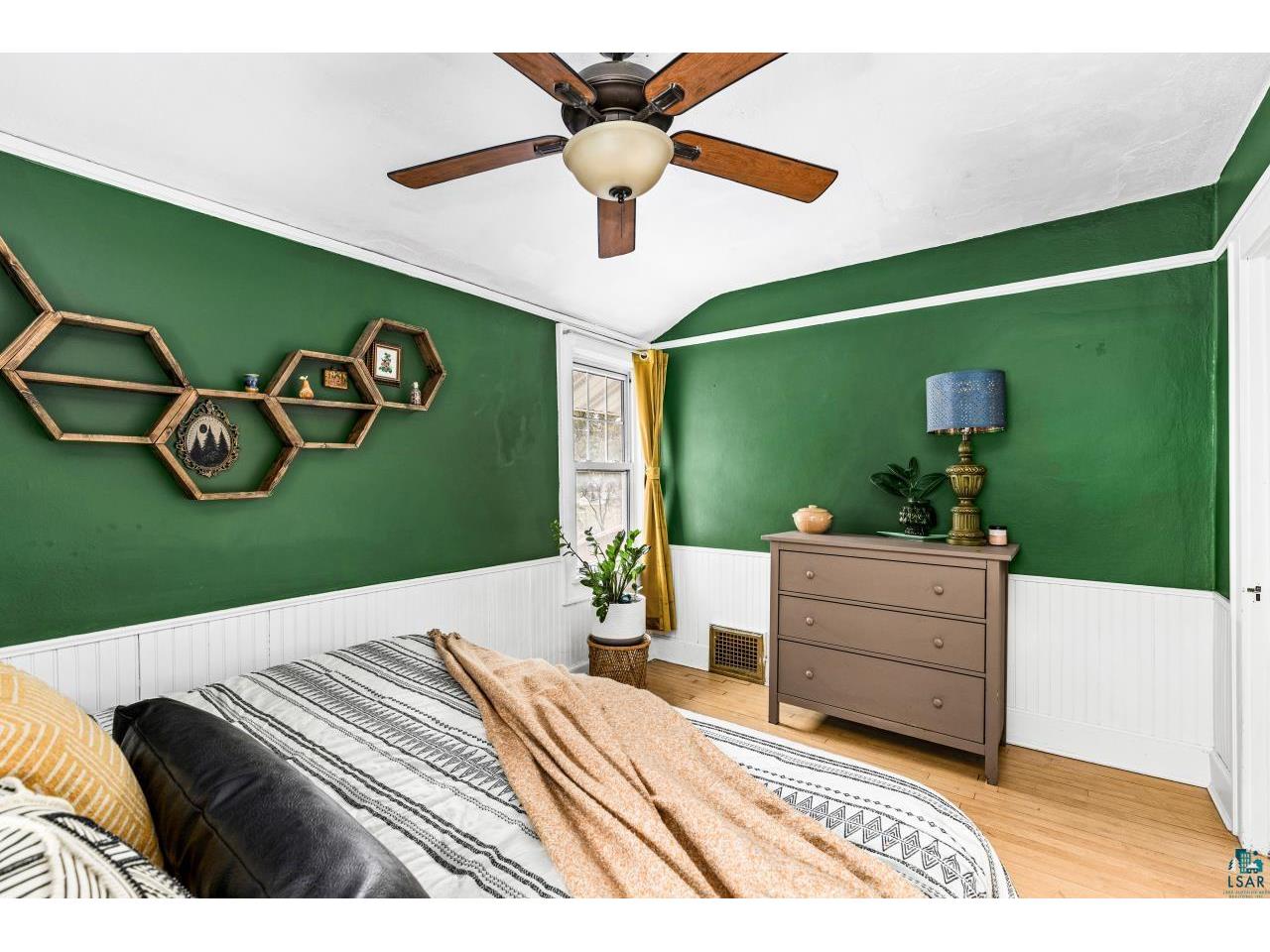 1831 Wallace Ave Duluth MN 55803 6125047 image32