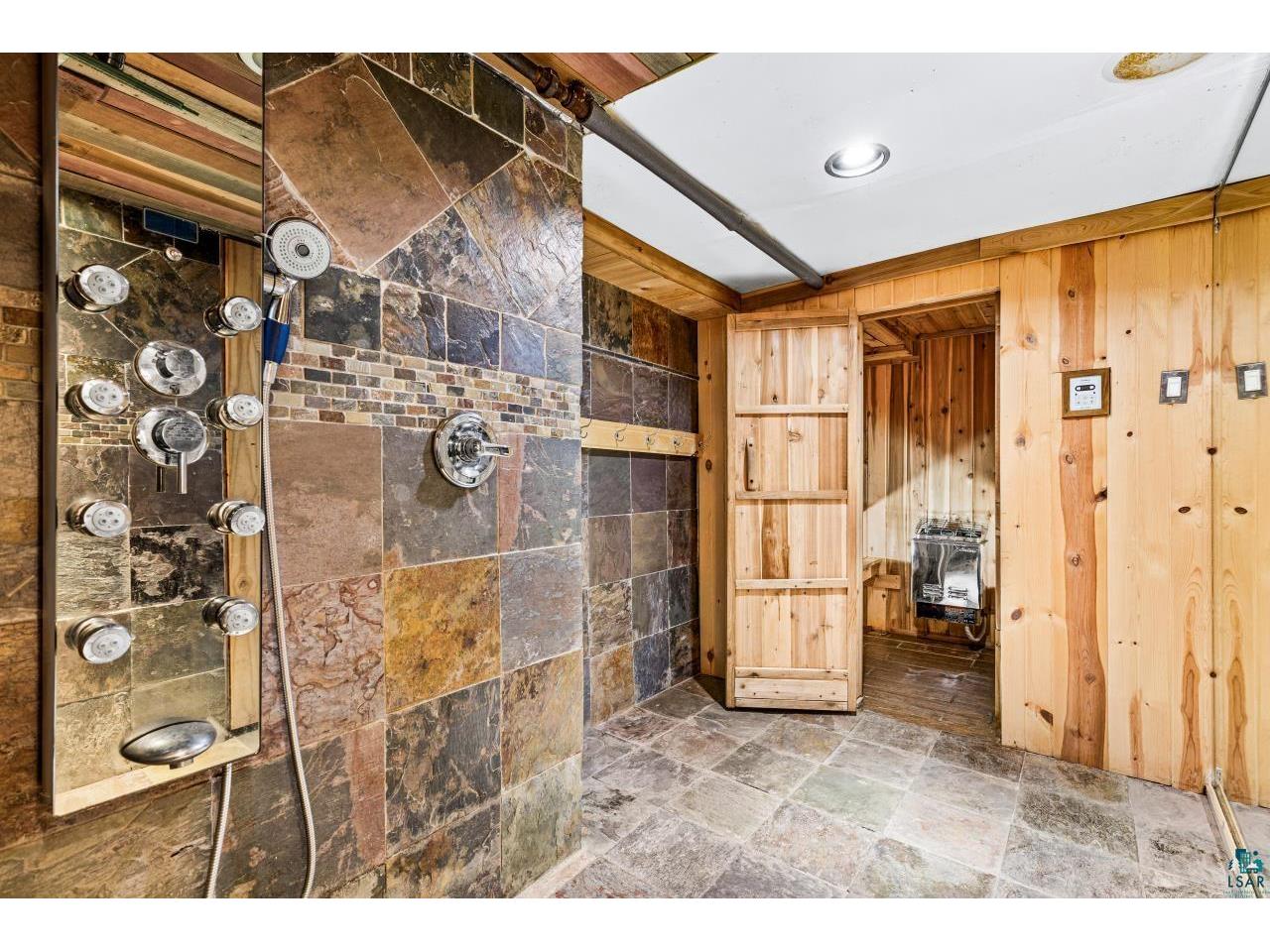 1831 Wallace Ave Duluth MN 55803 6125047 image40