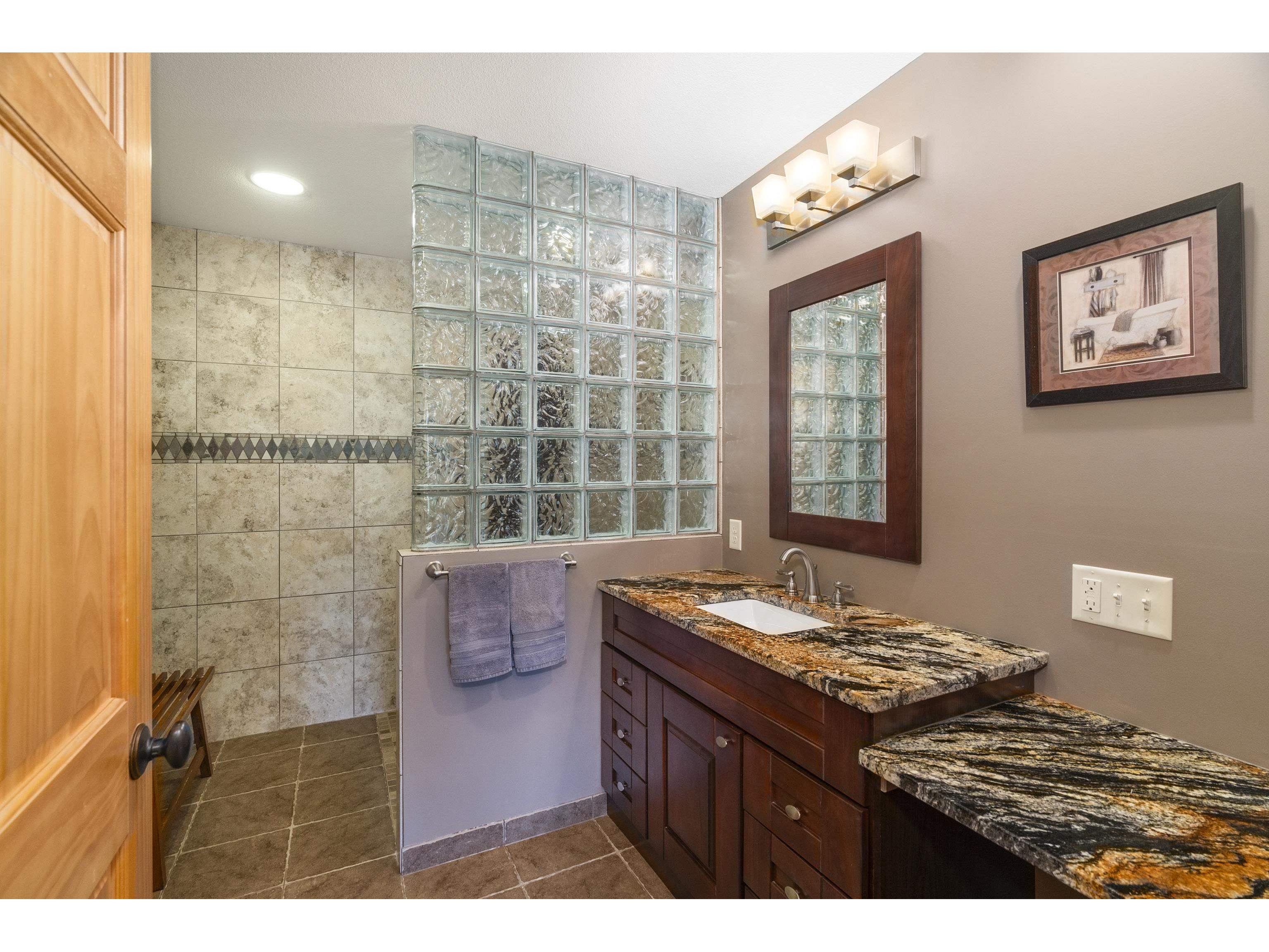 185 Sag Lake Tr Grand Marais MN 55604 - Gull 6123462 image17