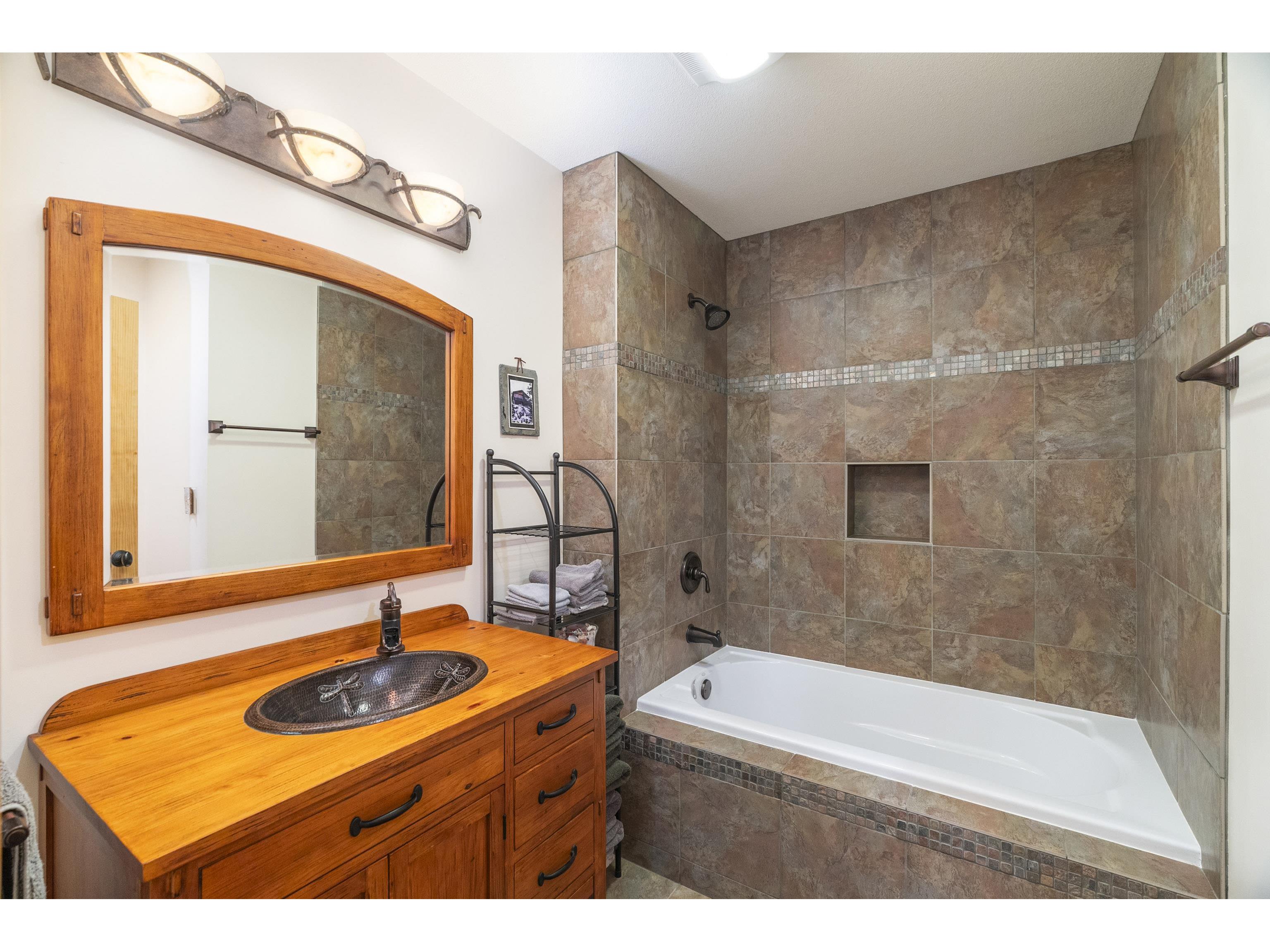 185 Sag Lake Tr Grand Marais MN 55604 - Gull 6123462 image21