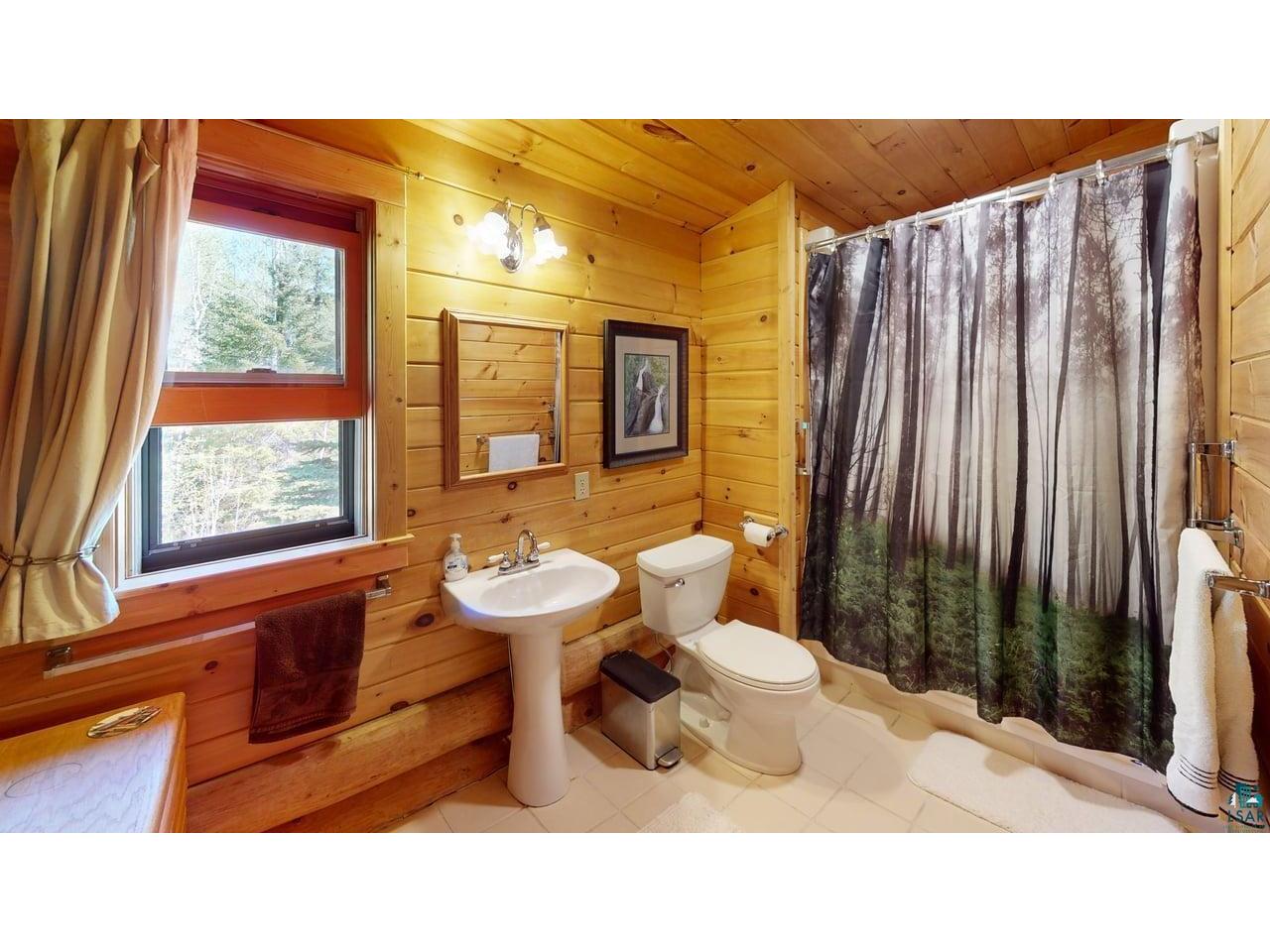 1886 County Rd 7 Grand Marais MN 55604 6125579 image31