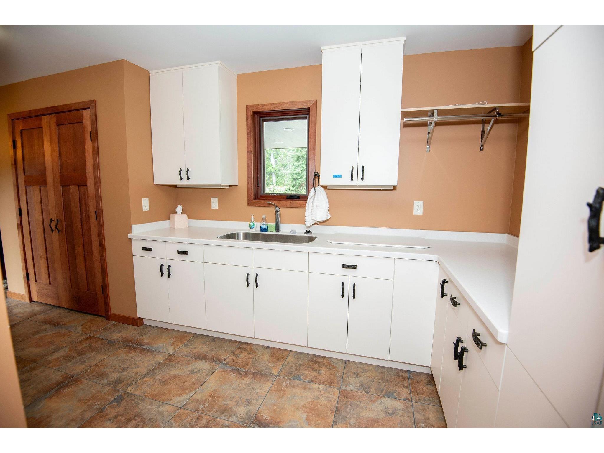 190 N Loon Lake Rd Grand Marais MN 55604 - Loon 6126257 image19