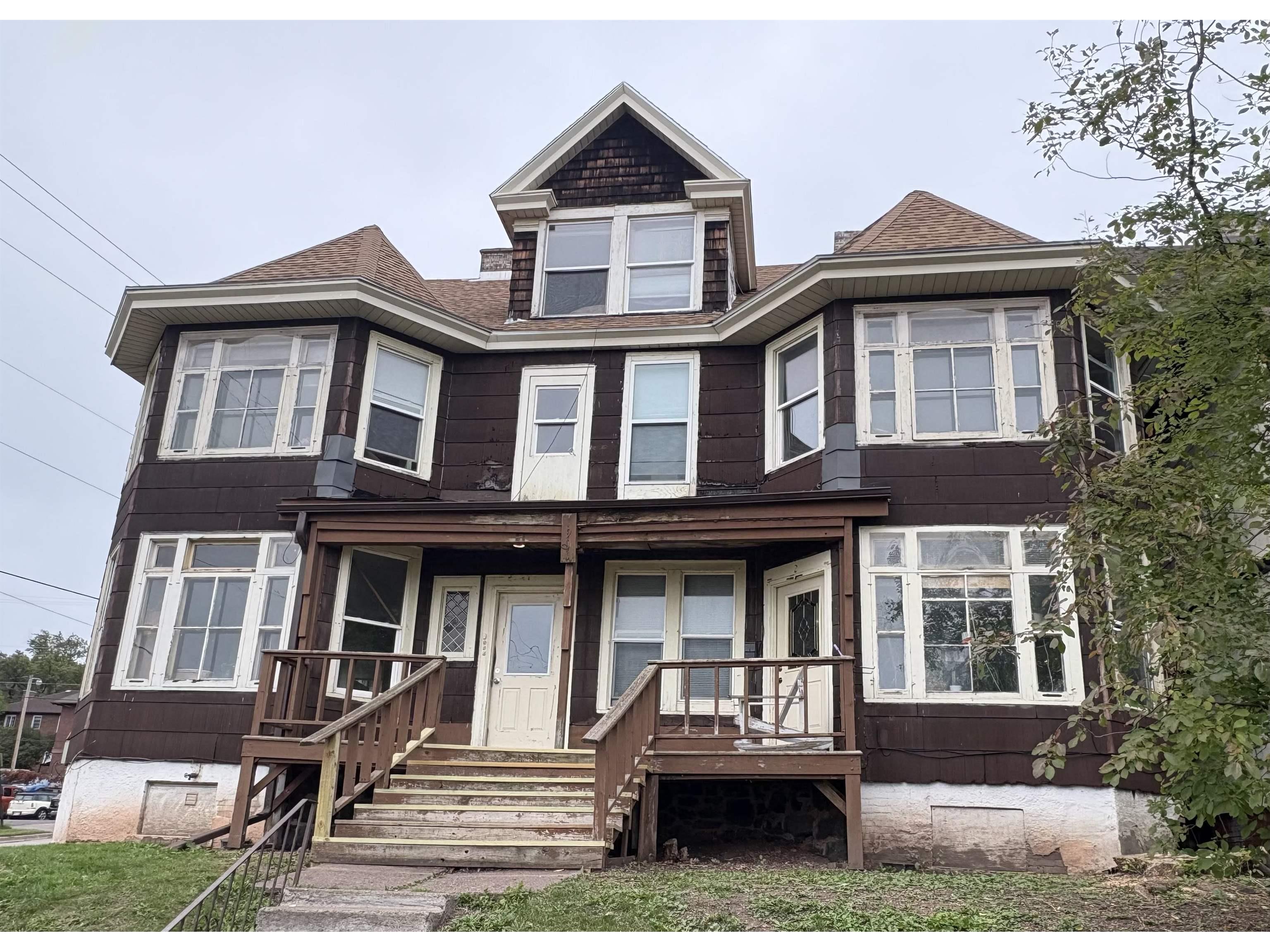 1901 E Superior St Duluth MN 55812 6122282 image1