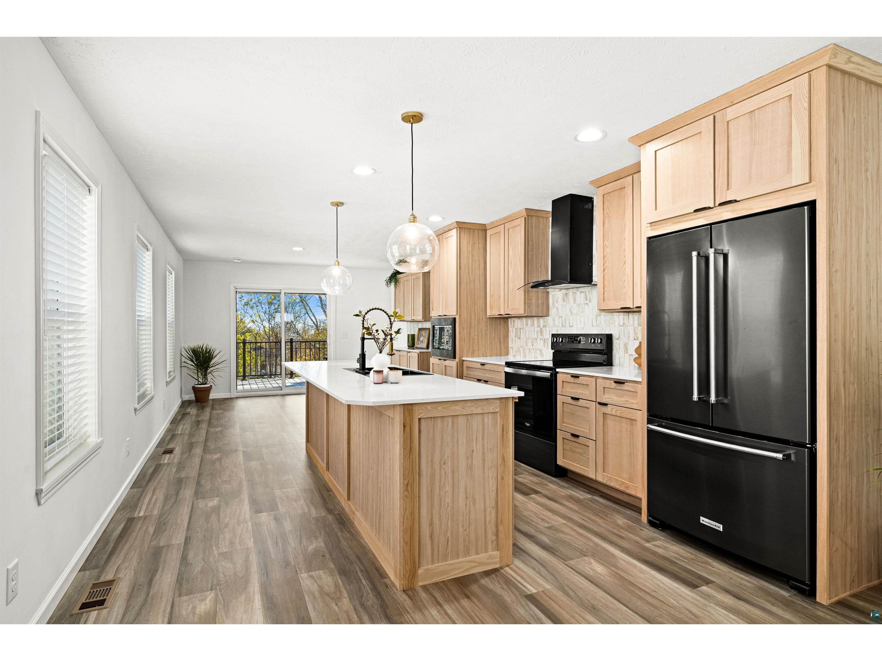 1914 E 1st St Duluth MN 55812 6123757 image12