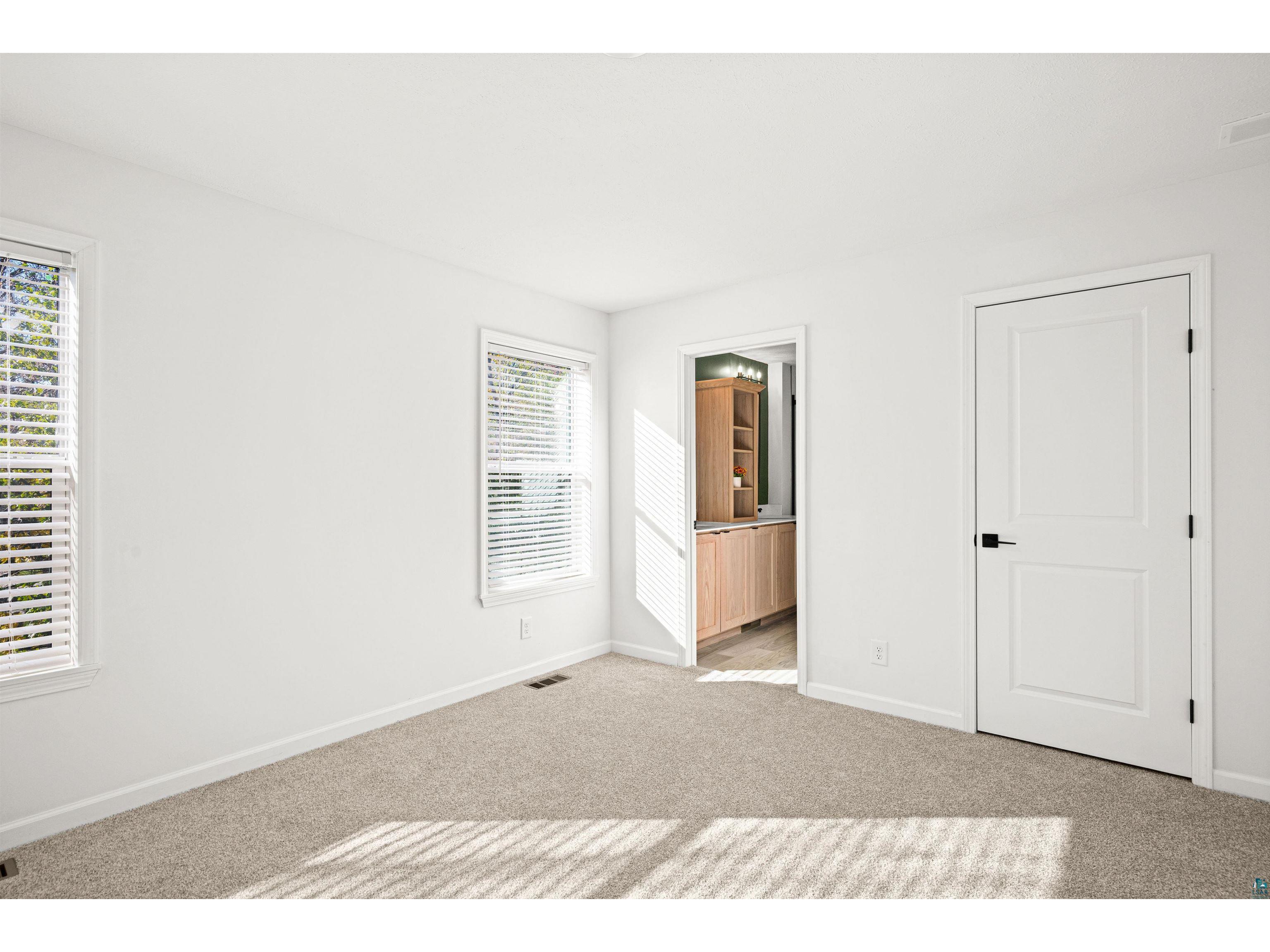 1914 E 1st St Duluth MN 55812 6123757 image19