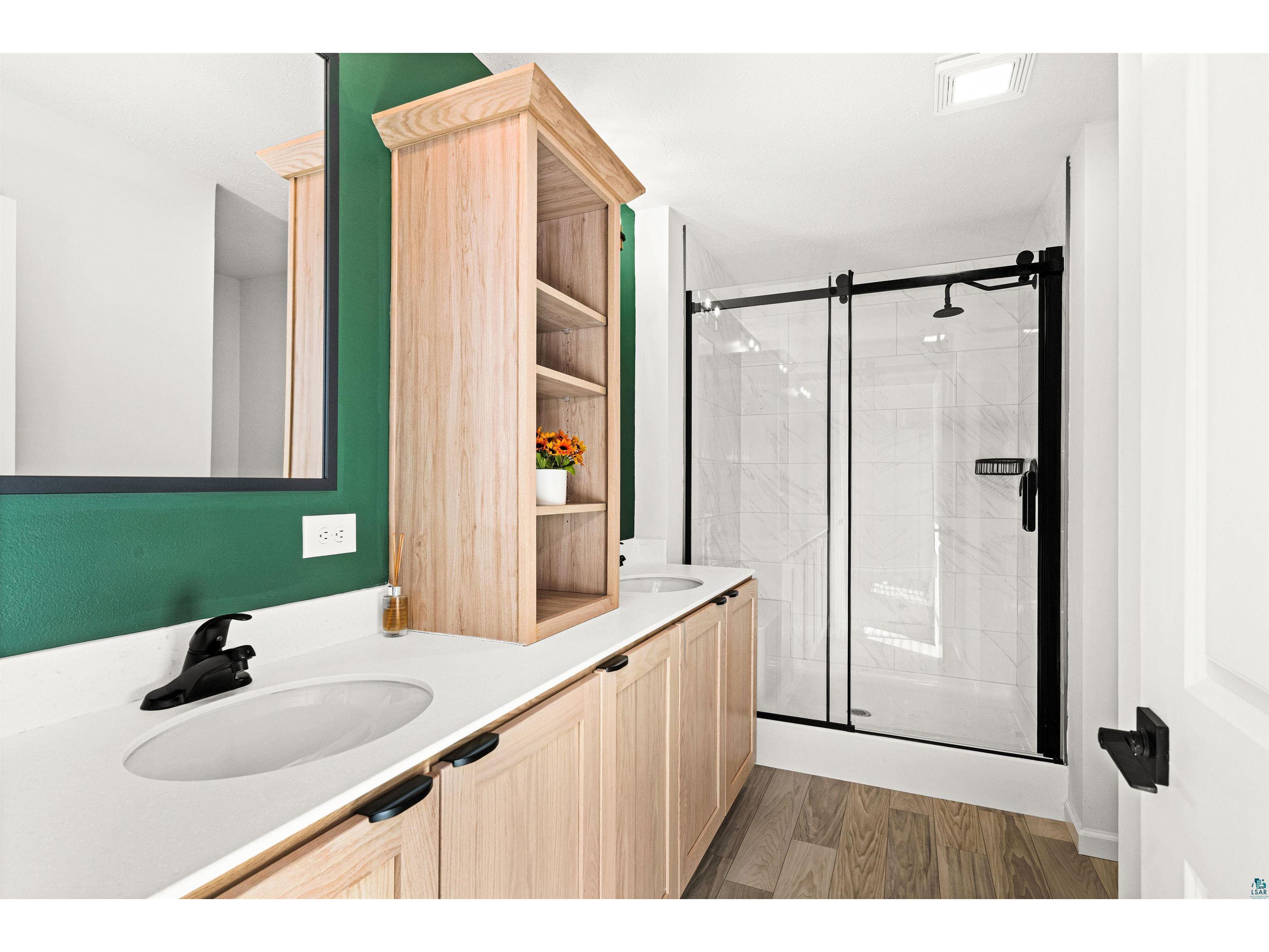 1914 E 1st St Duluth MN 55812 6123757 image20