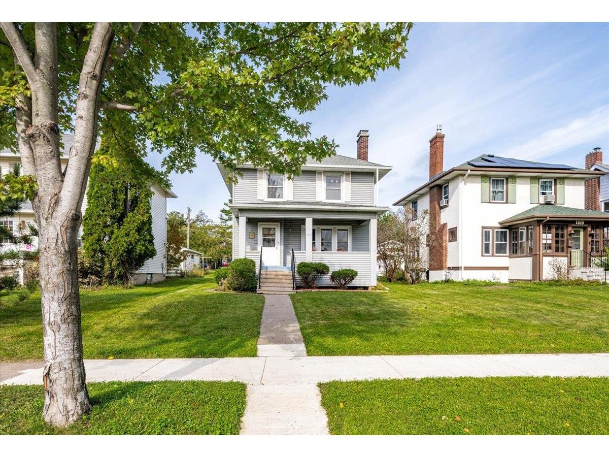 1915 E 9th St Duluth MN 55812 6122209 image1