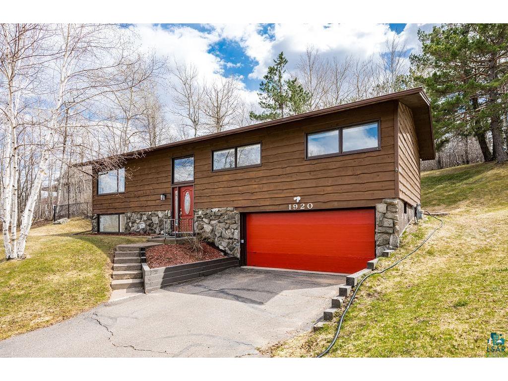 1920 Hutchinson Rd Duluth MN 55811 6125277 image1