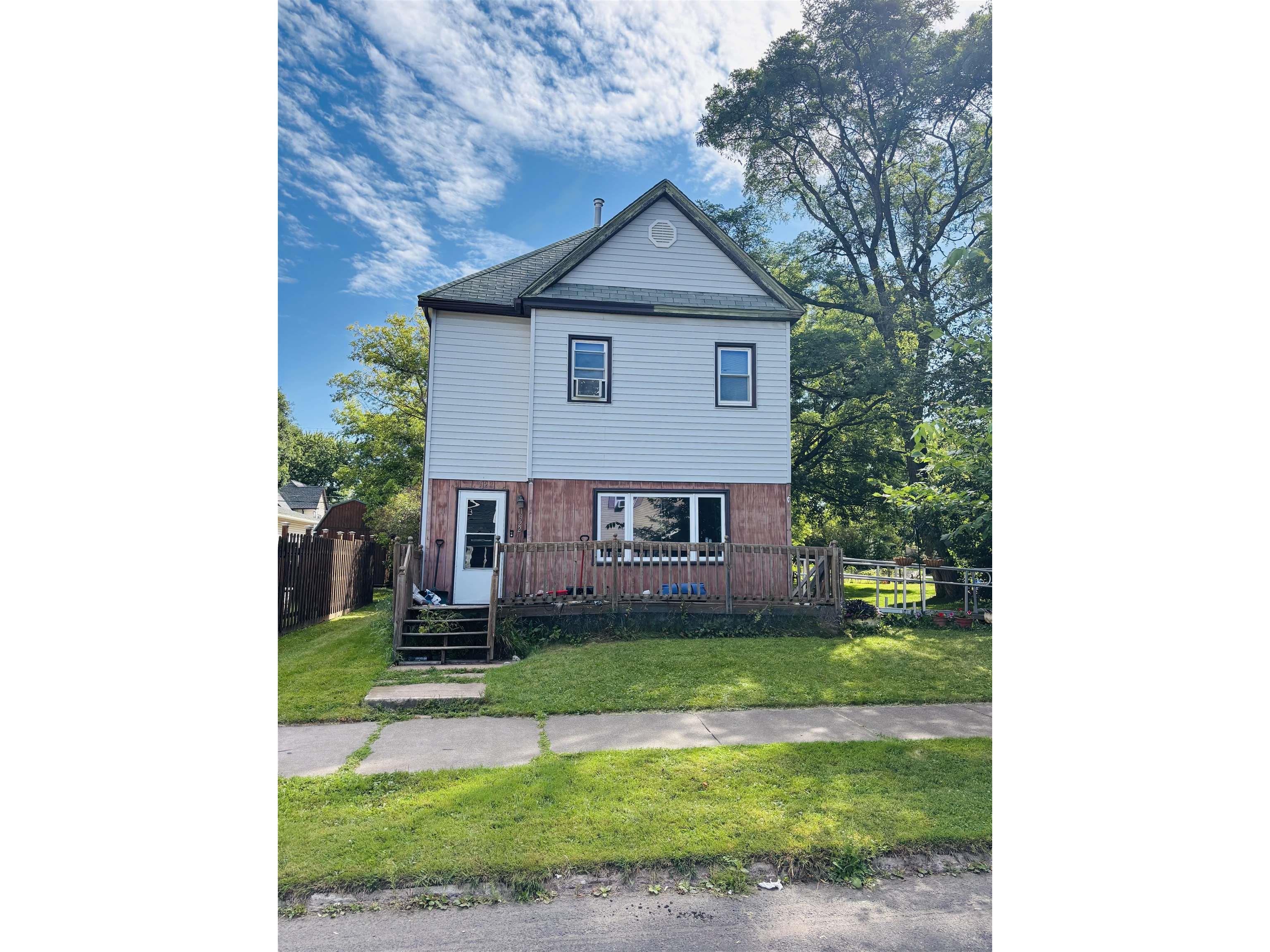 1922 Iowa Ave Superior WI 54880 6121812 image1