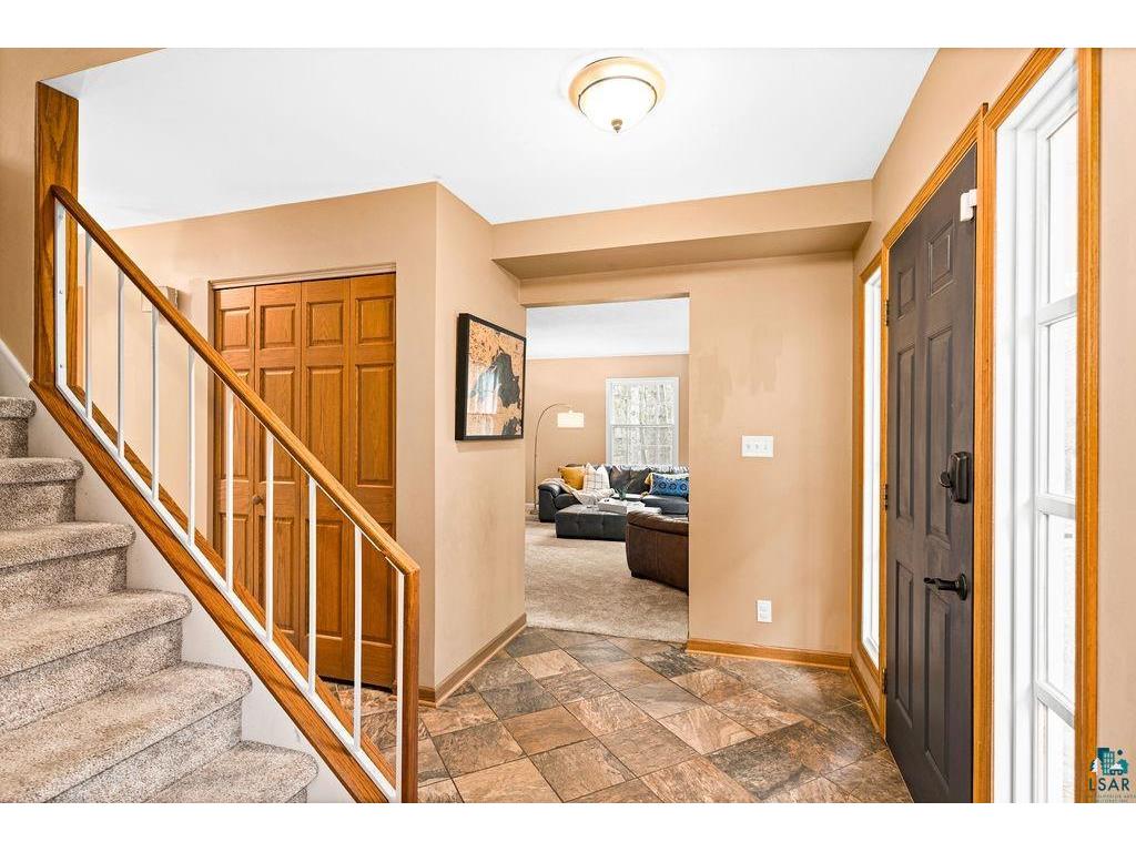 1922 Valhalla Dr, Duluth, MN, 55811 MLS 6113456 Edina Realty