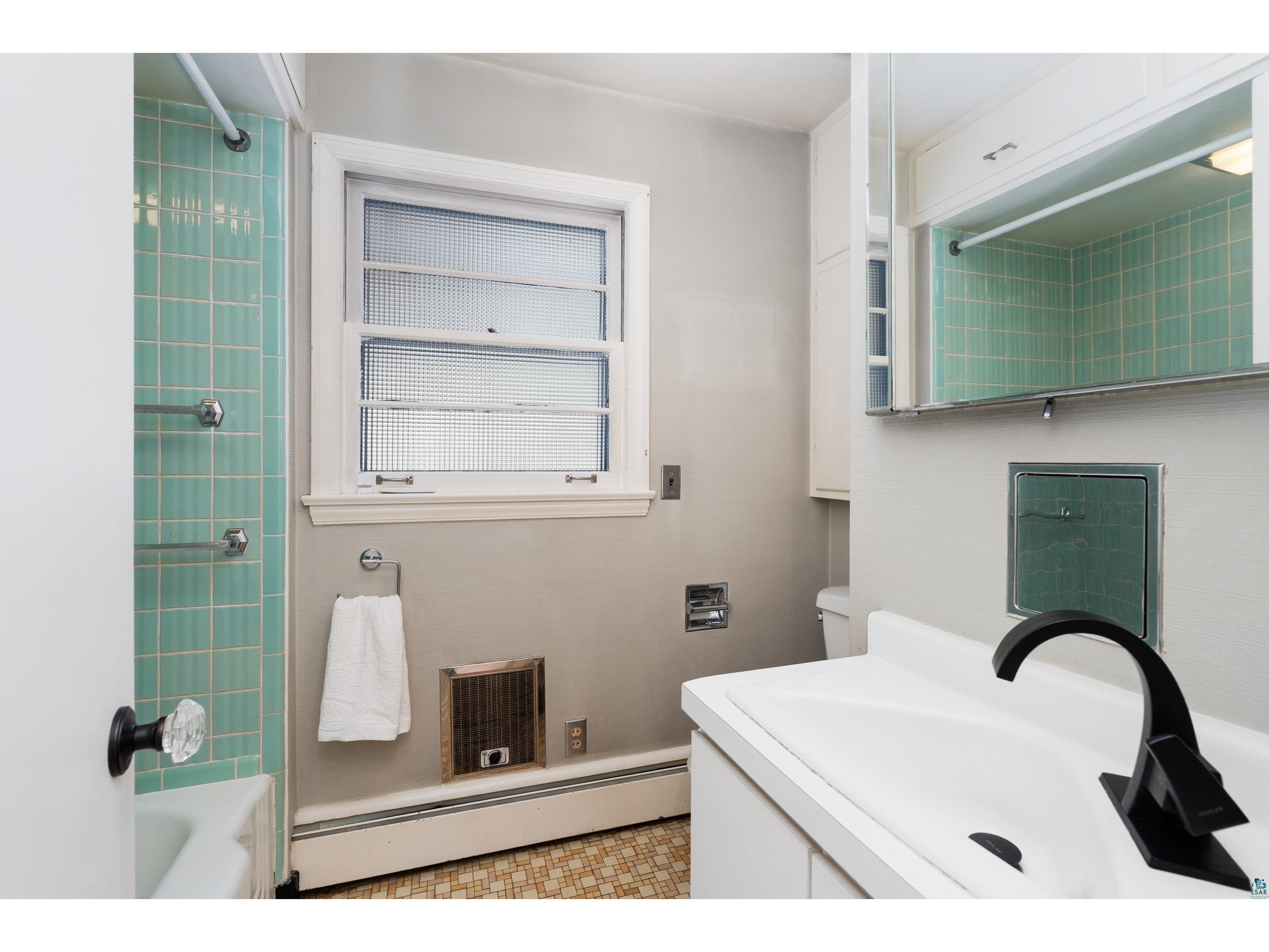 1926 Columbus Ave Duluth MN 55803 6125294 image20