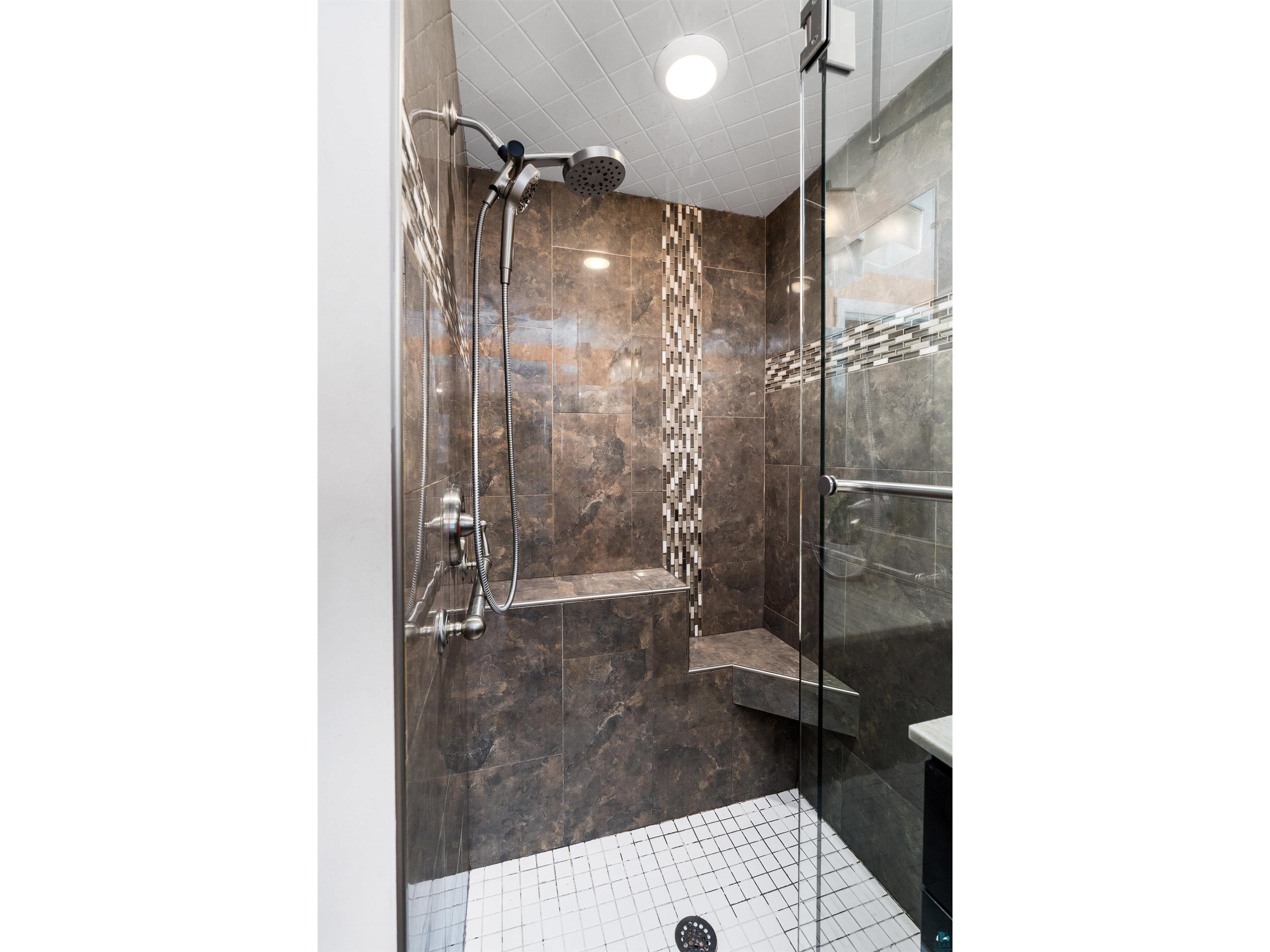 1926 Columbus Ave Duluth MN 55803 6125294 image26