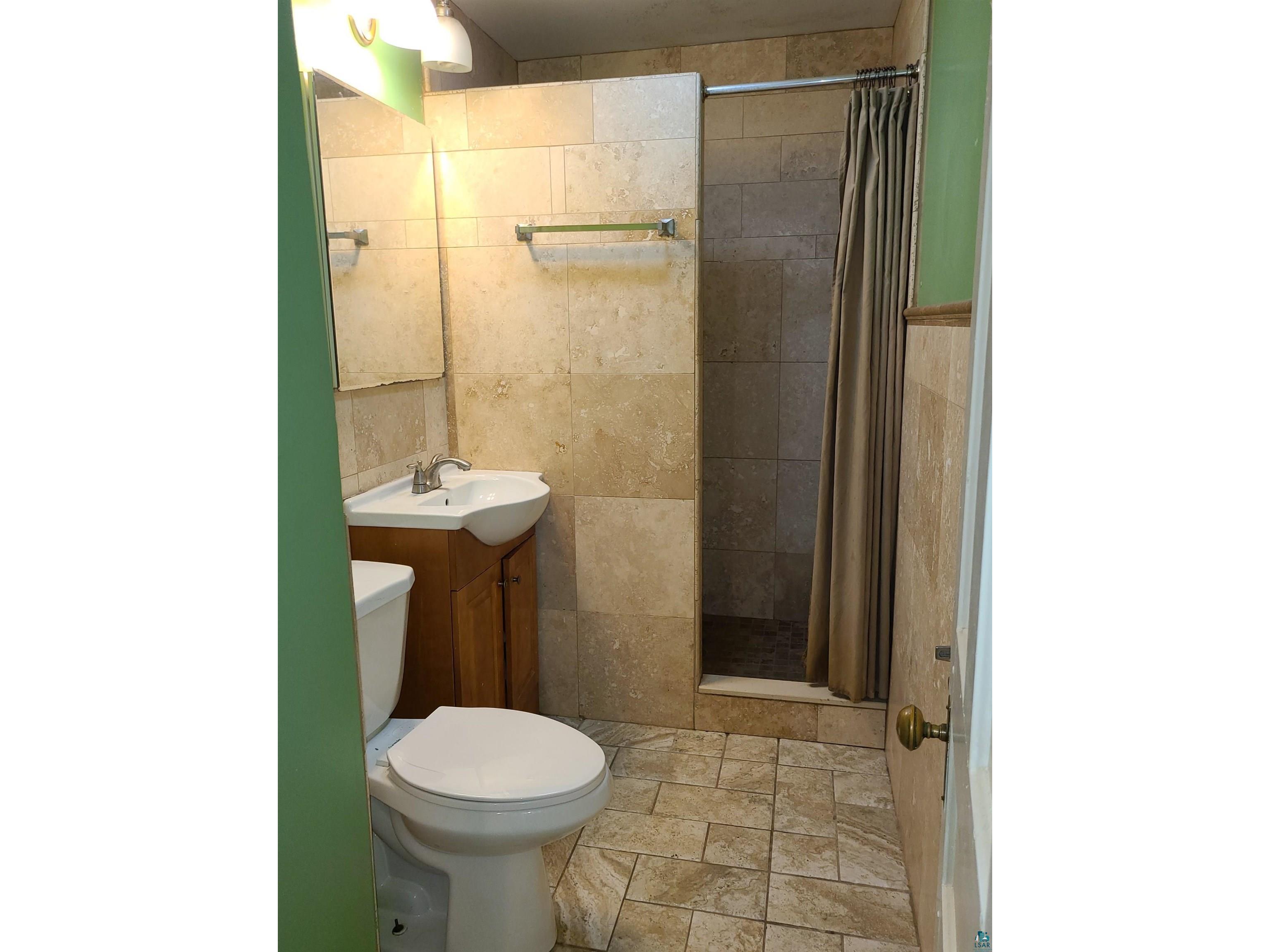 1931 E Superior St Duluth MN 55812 6125519 image16