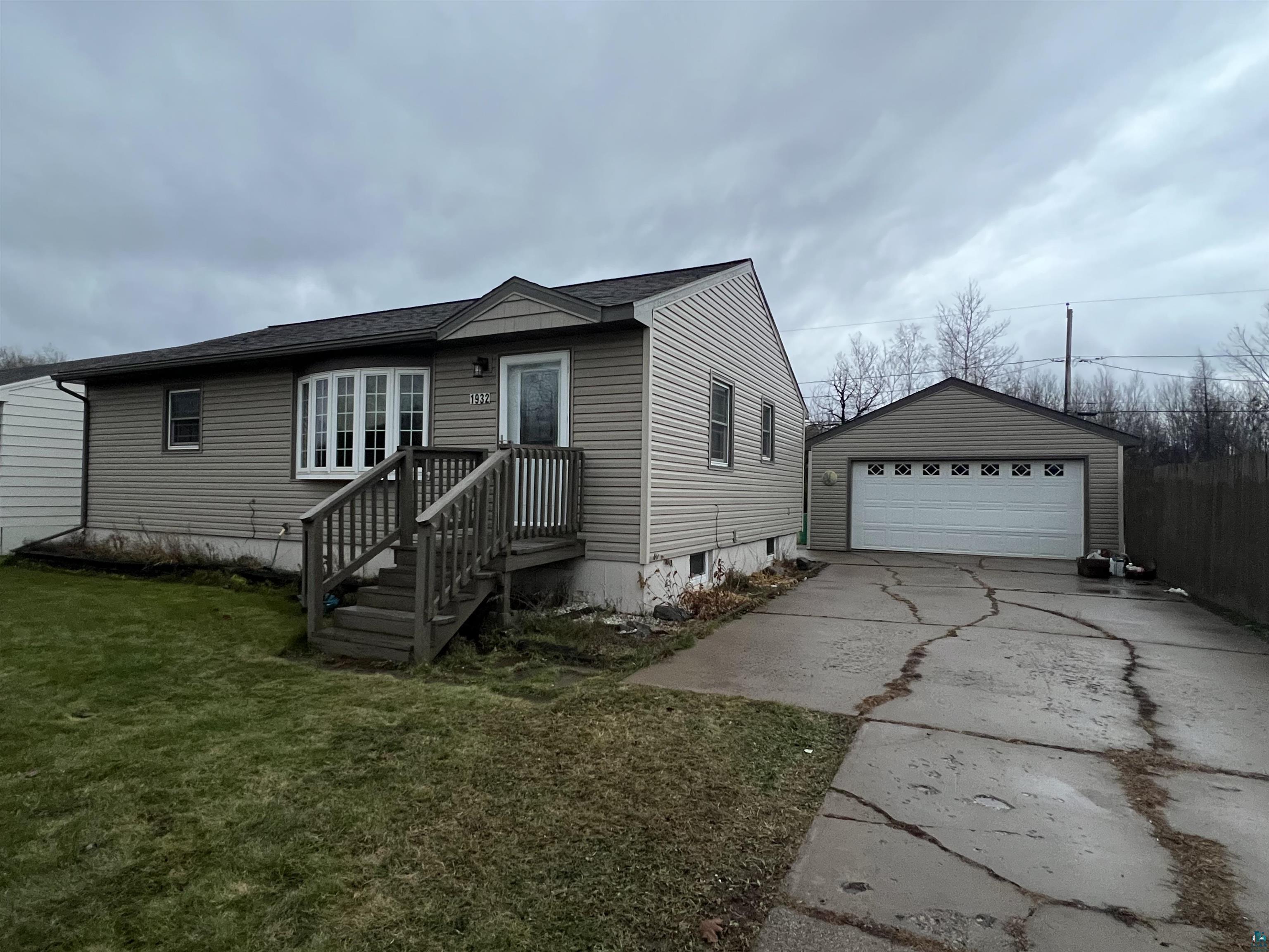 1932 31st St Hibbing MN 55746 6111399 image1