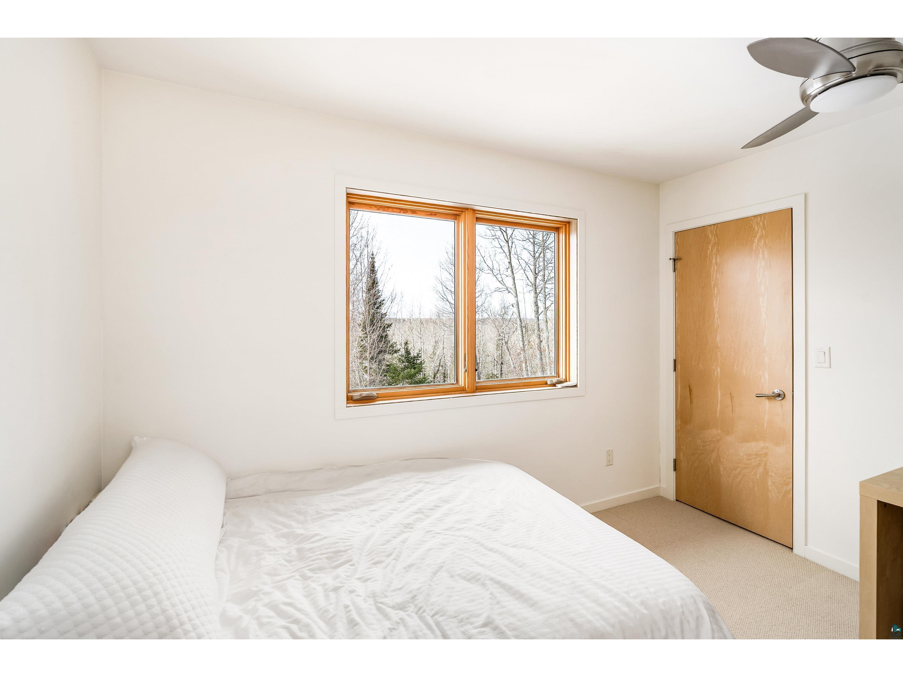1938 Middle Ln Duluth MN 55811 6124404 image34