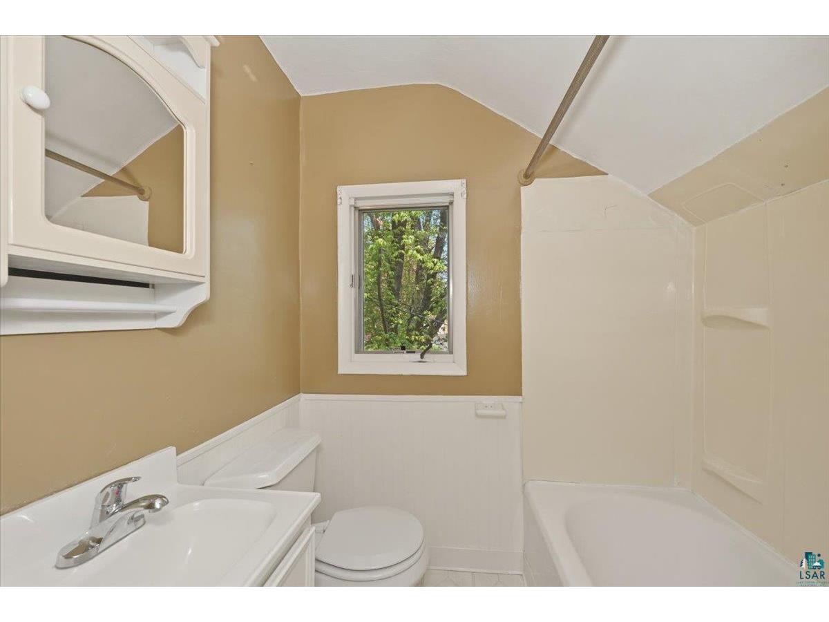 1940 Springvale Rd Duluth MN 55811 6125727 image9