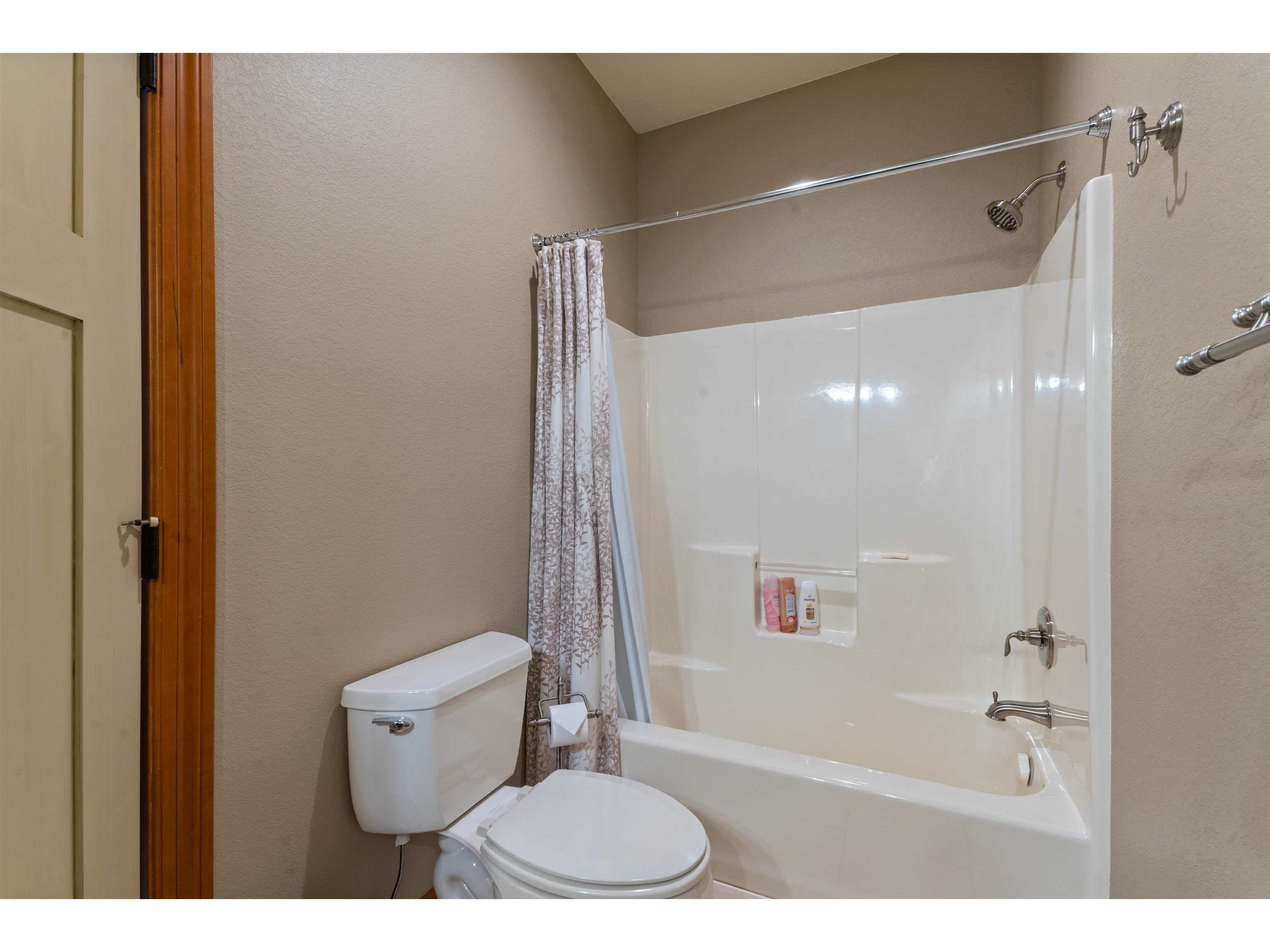 1950 Middle Ln Duluth MN 55811 6121732 image27