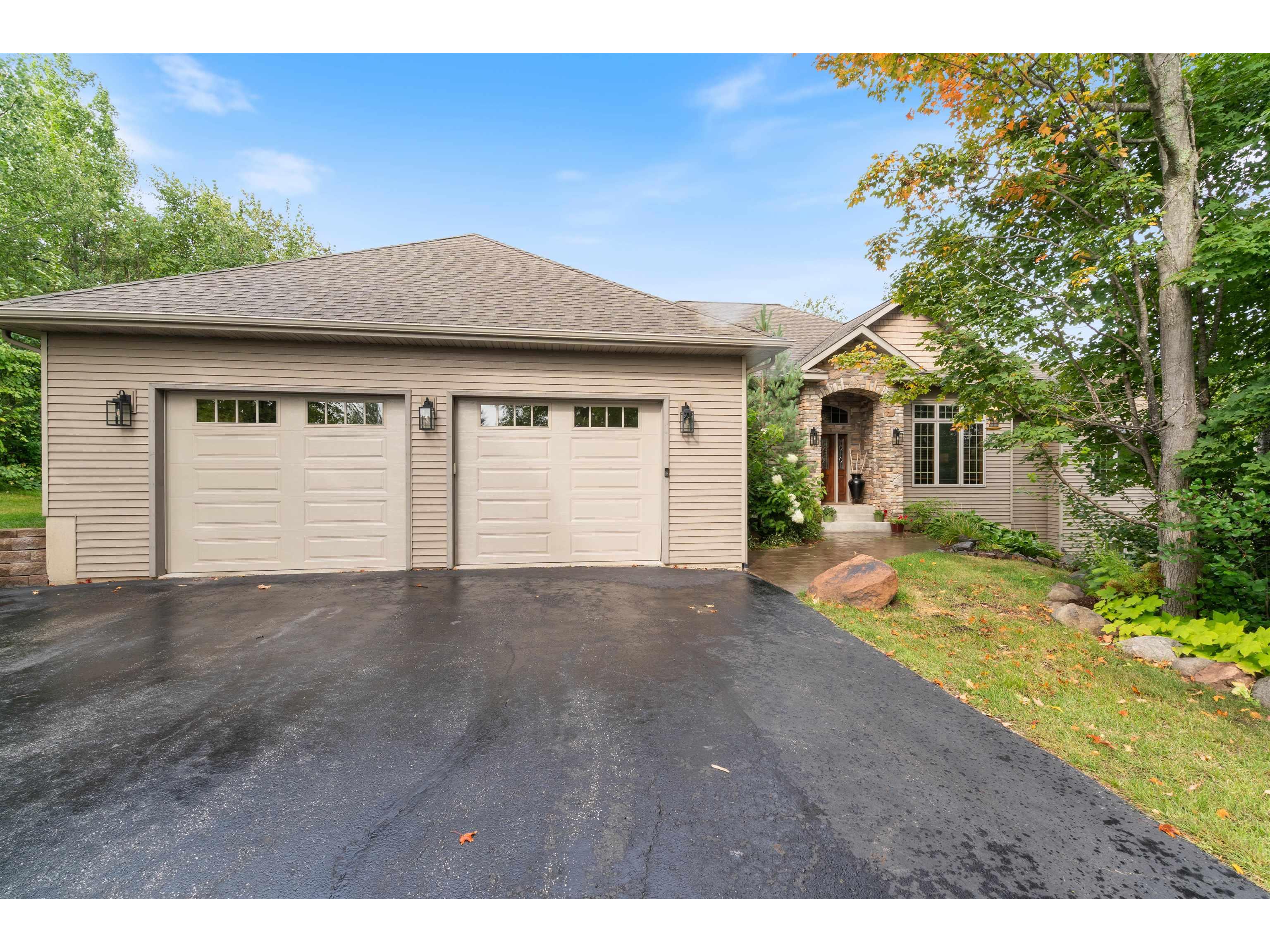 1950 Middle Ln Duluth MN 55811 6121732 image40