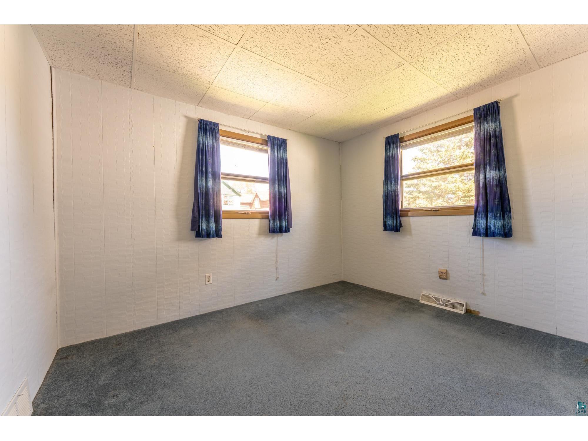 2 E Conan St Ely MN 55731 6125726 image11