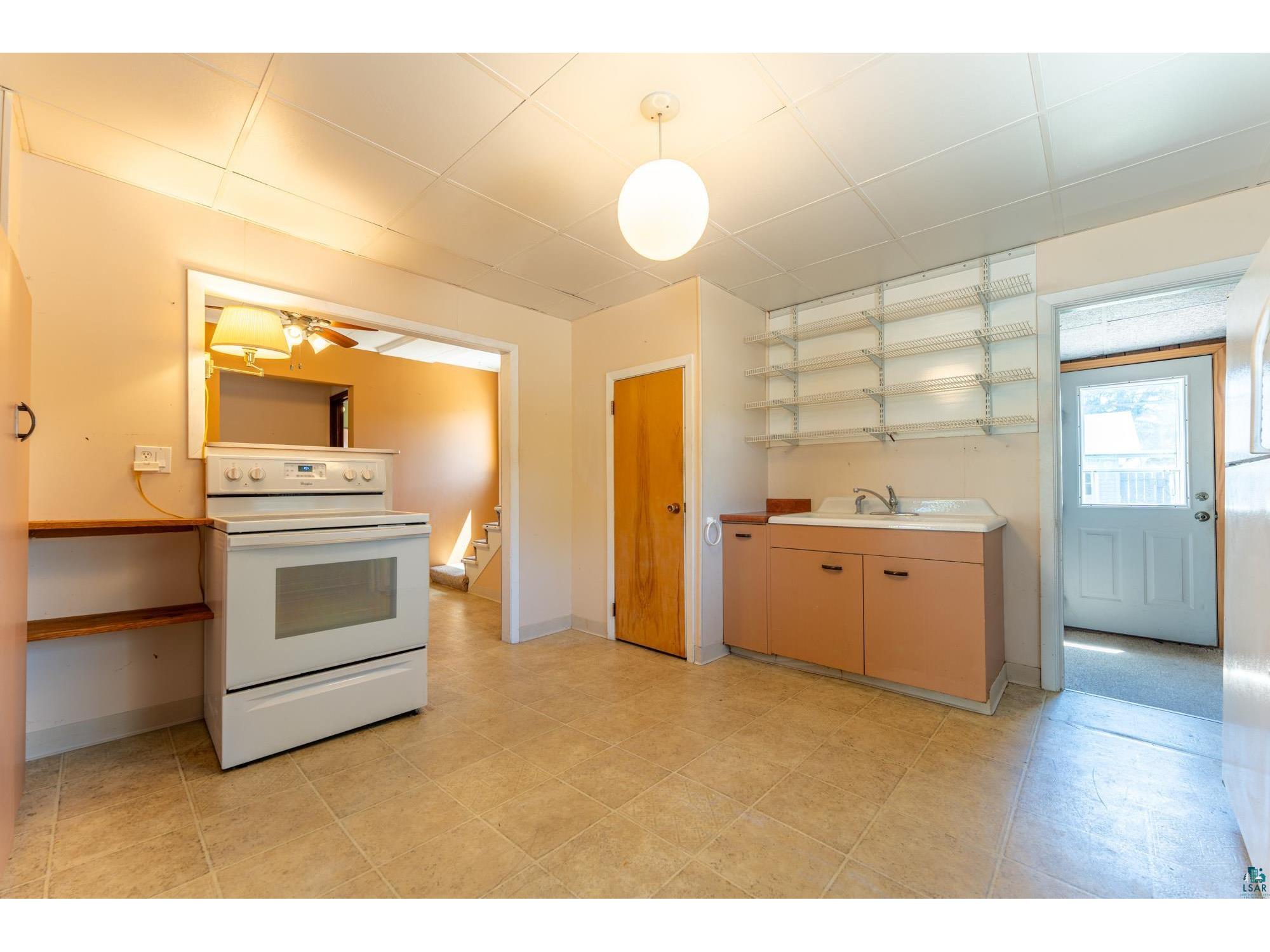2 E Conan St Ely MN 55731 6125726 image4