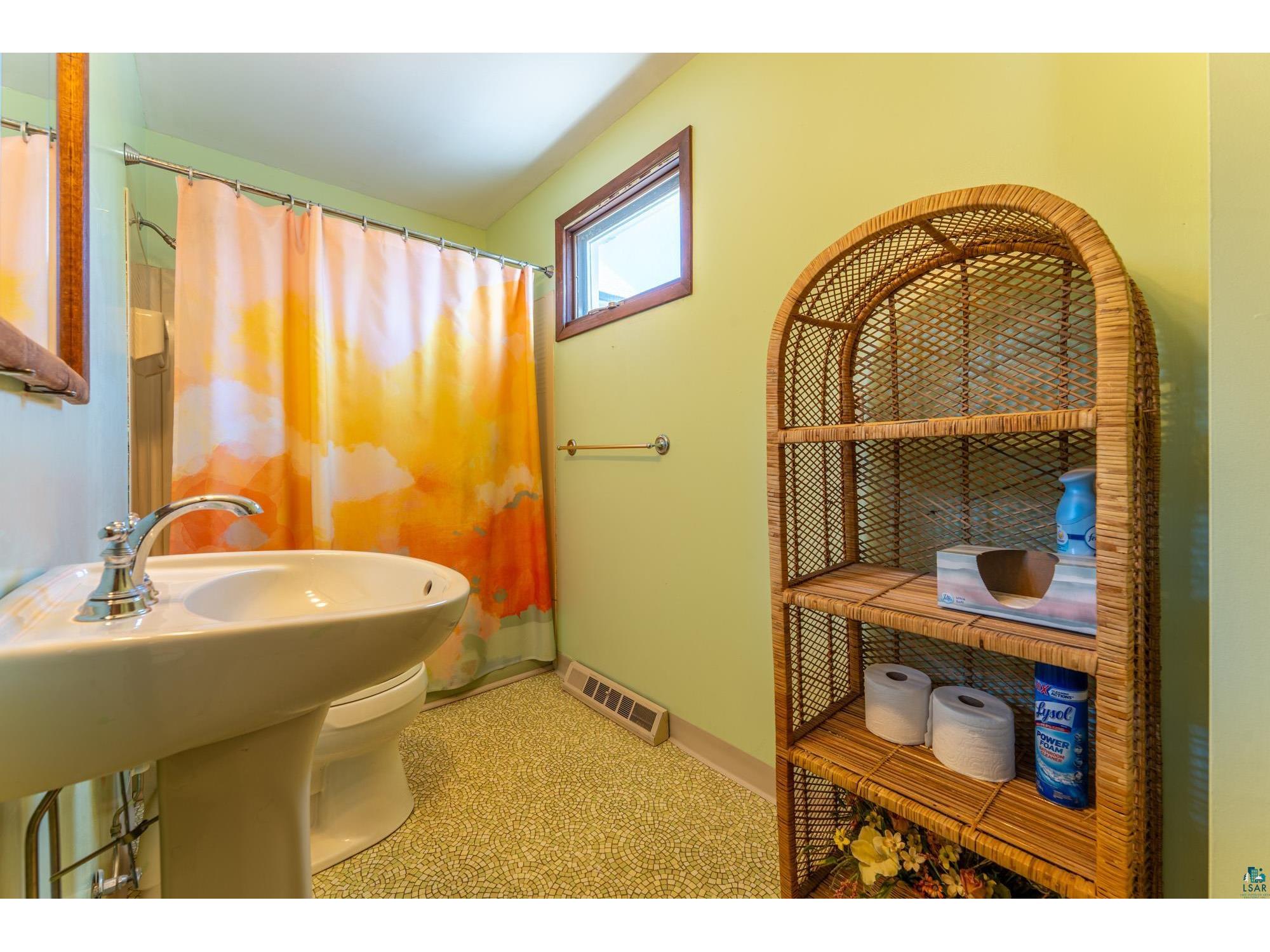 2 E Conan St Ely MN 55731 6125726 image9