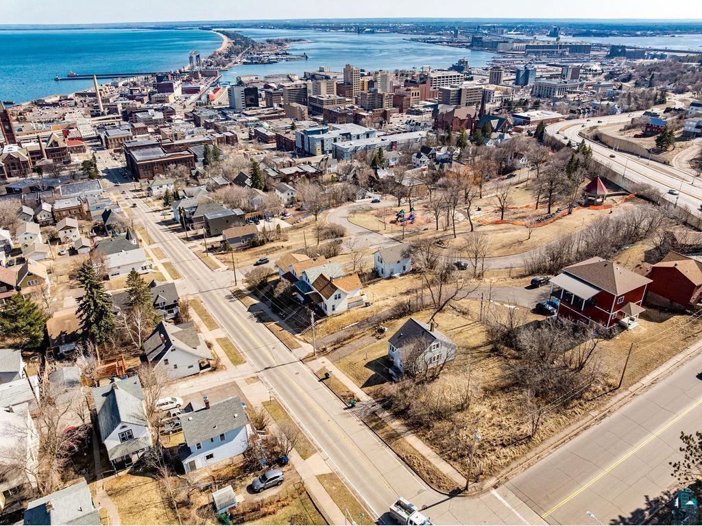 2 W 7th St Duluth MN 55802 6124888 image1