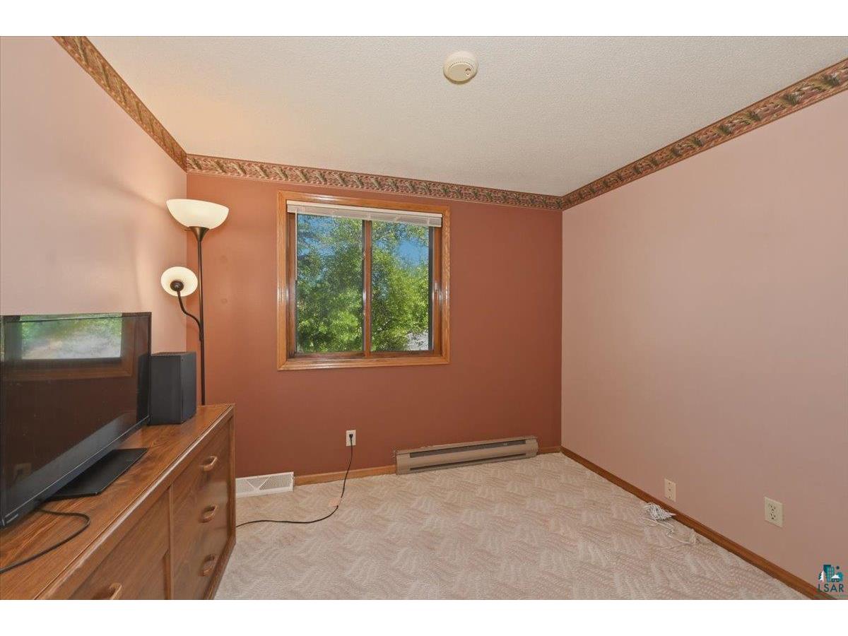 2 Willow St Superior WI 54880 6126259 image16