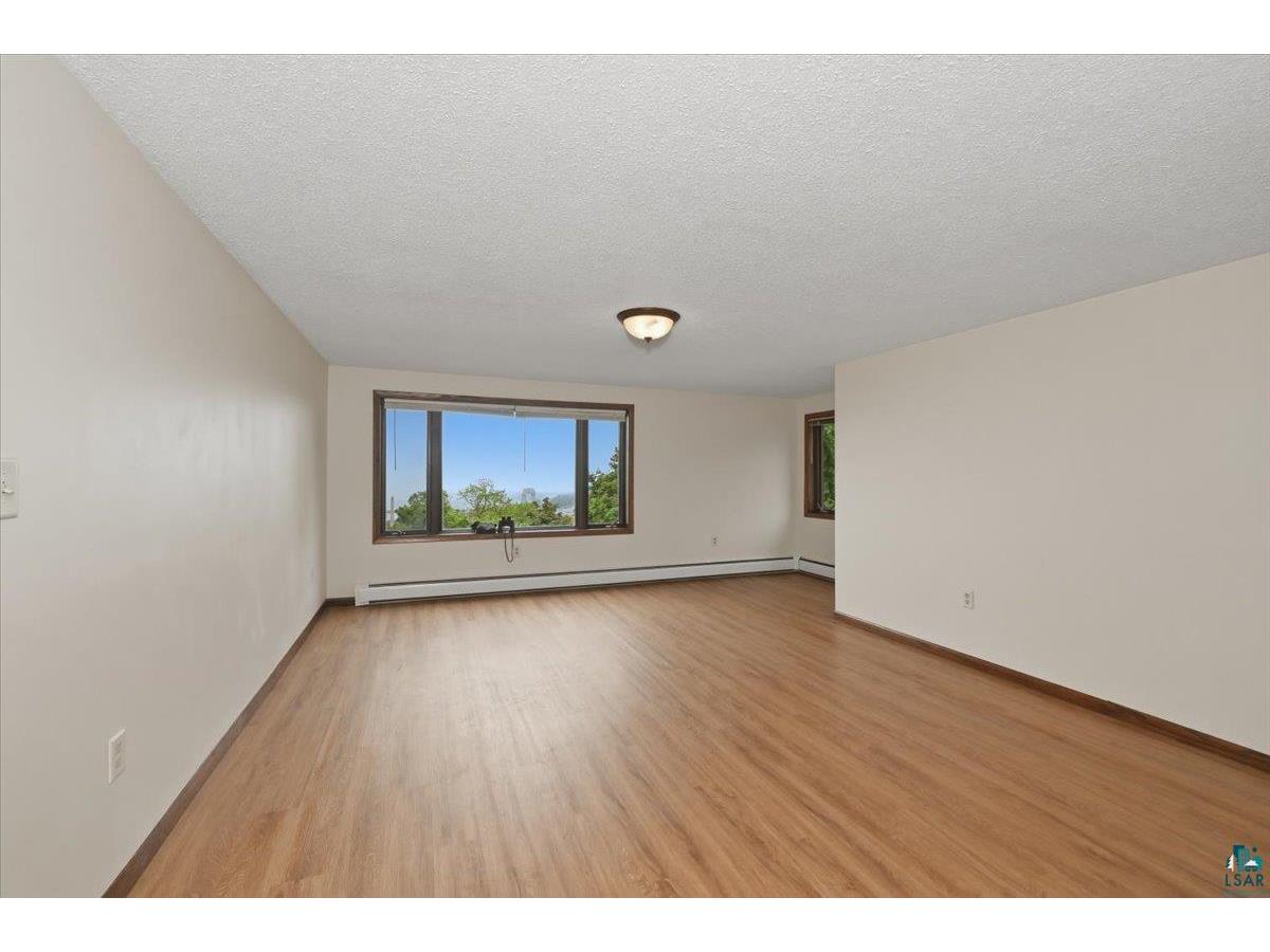 20-22 W 7th St Duluth MN 55806 6125949 image16