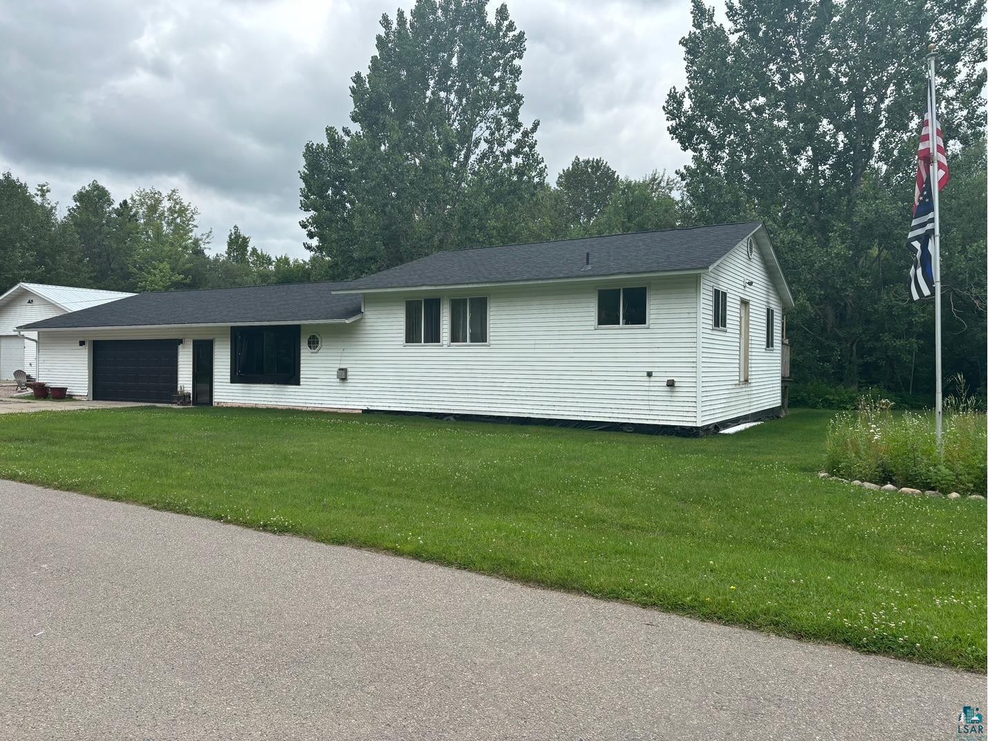 2000 N 14th St Ely MN 55731 6115085 image1