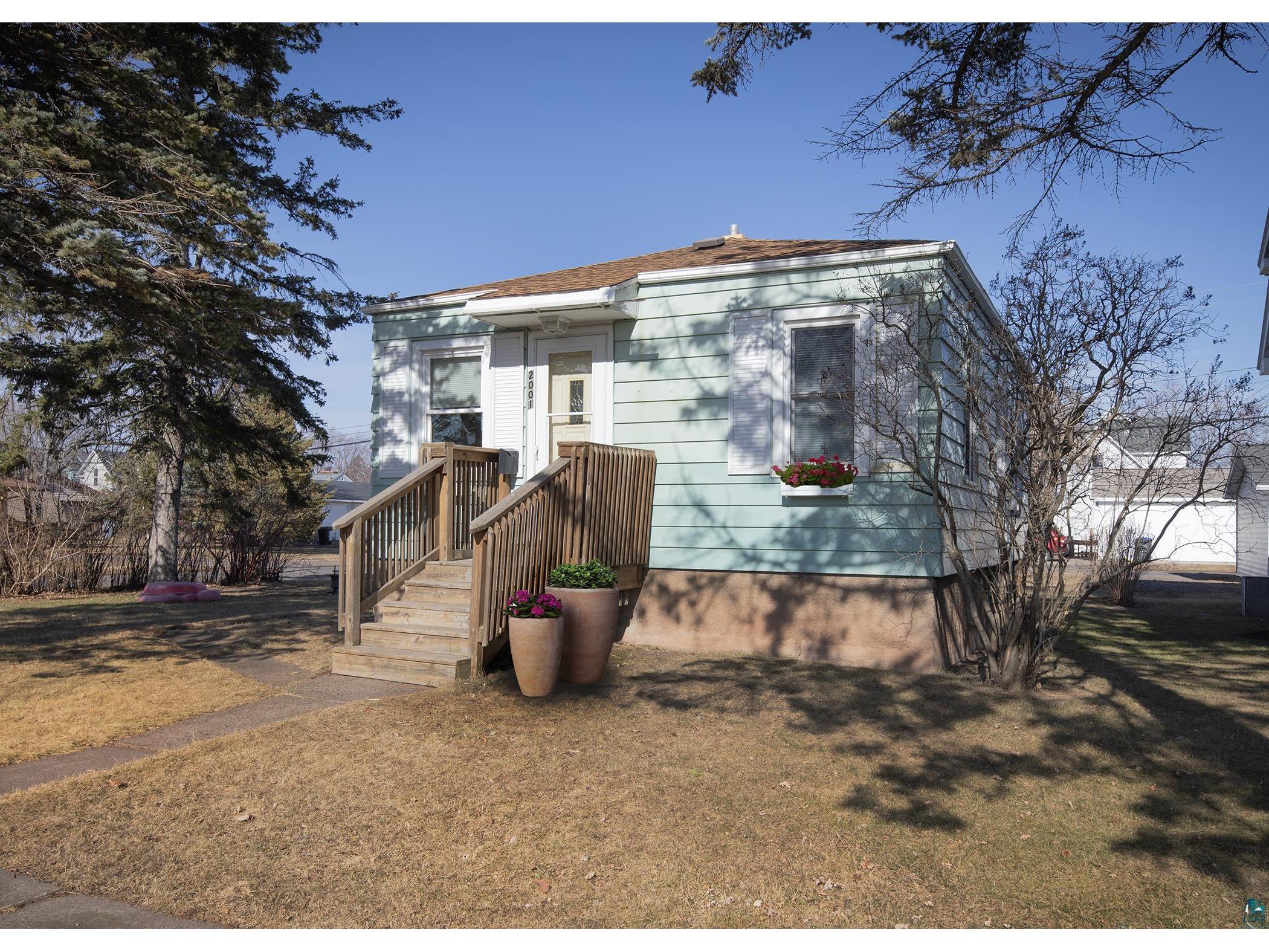 2001 E 7th St Superior WI 54880 6112660 image1