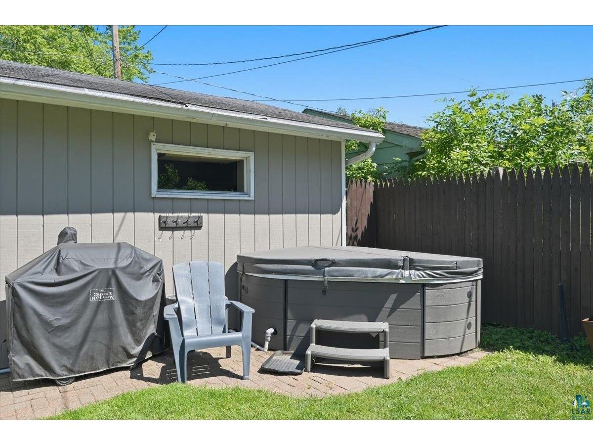 2004 Hughitt Ave Superior WI 54880 6126431 image7