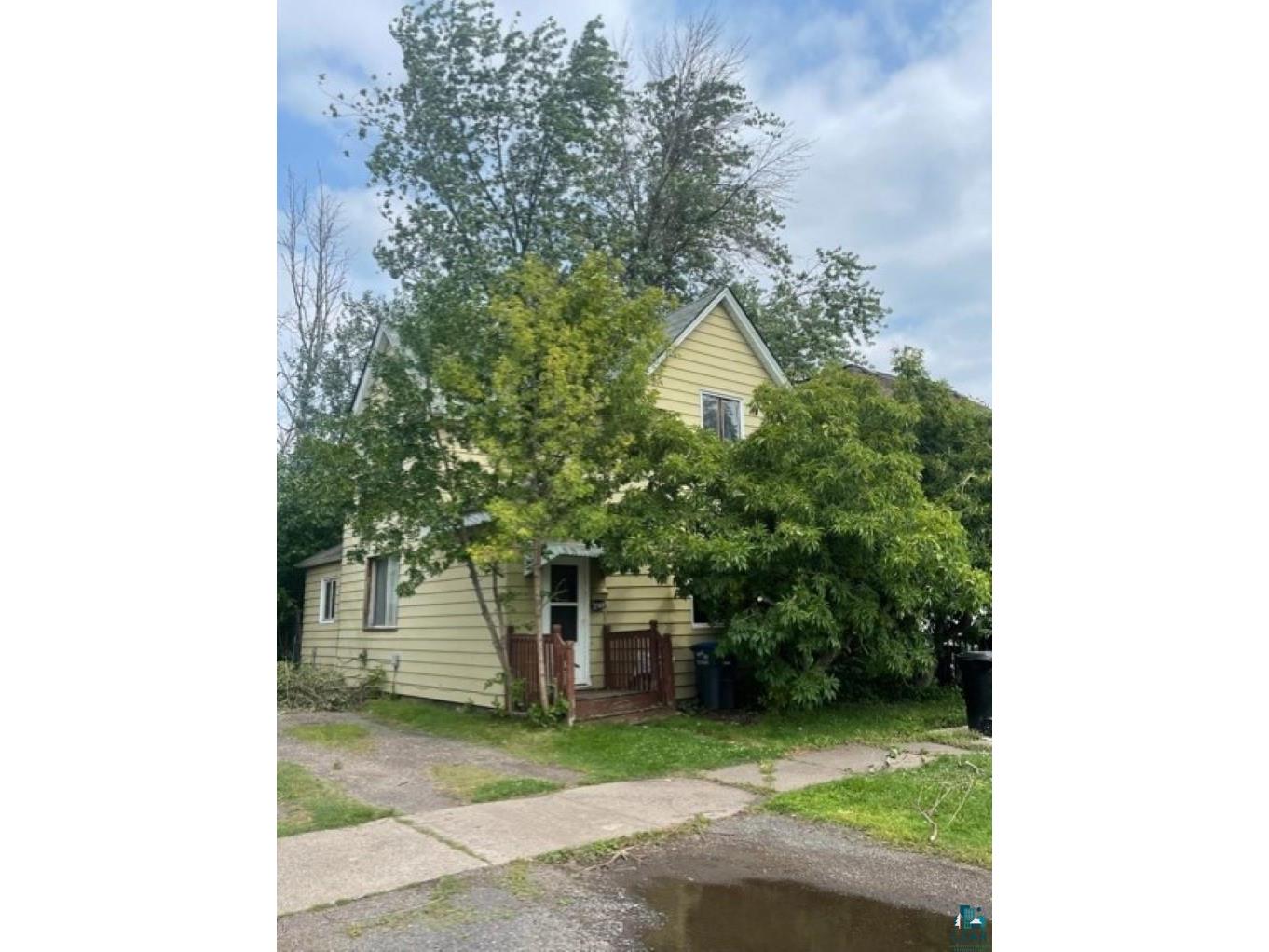 2007 N 20th St Superior WI 54880 6110081 image1