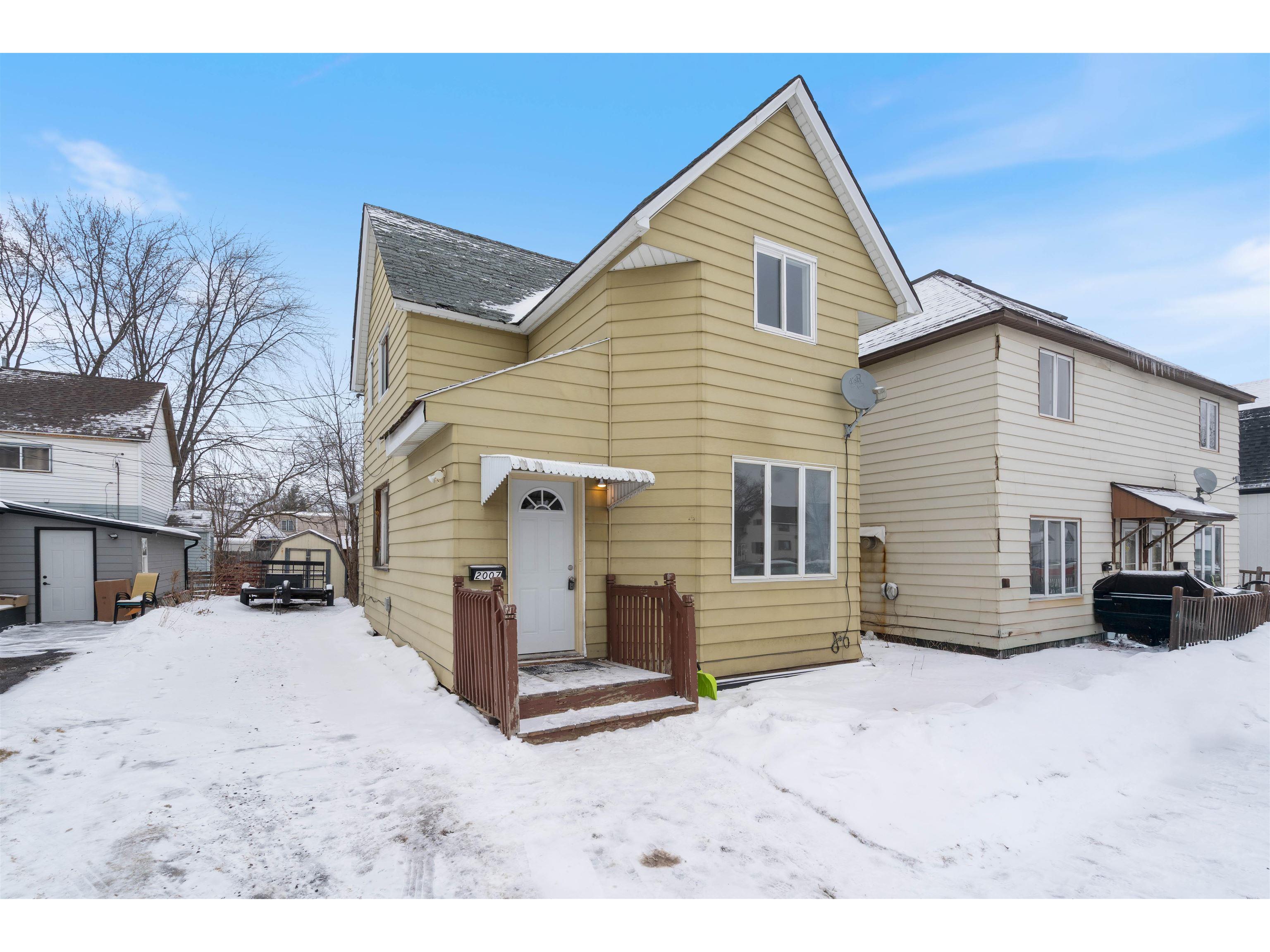 2007 N 20th St Superior WI 54880 6123279 image1