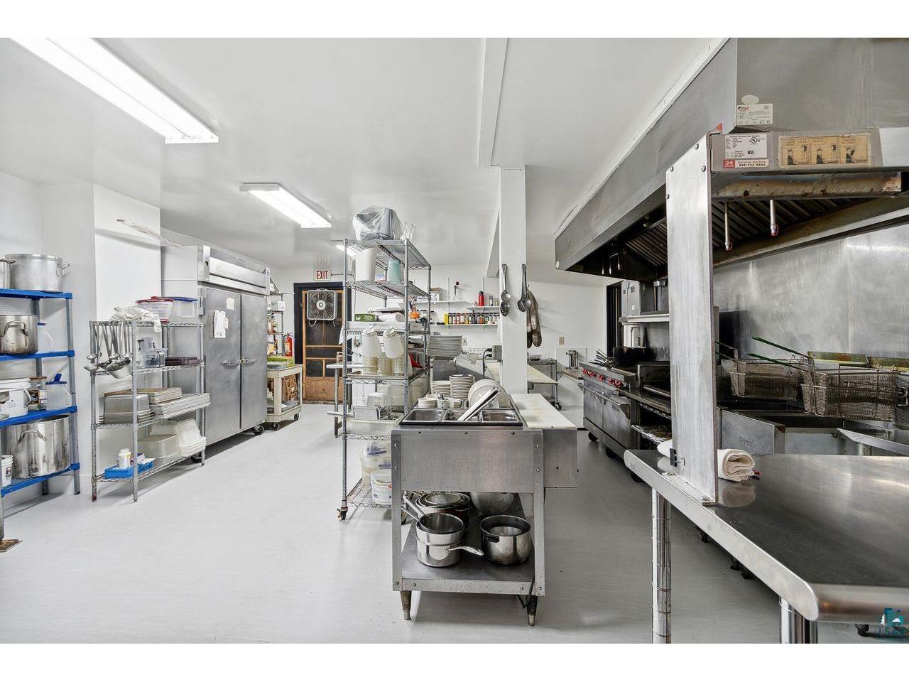 201 E Main St Ashland WI 54806 6106963 image10