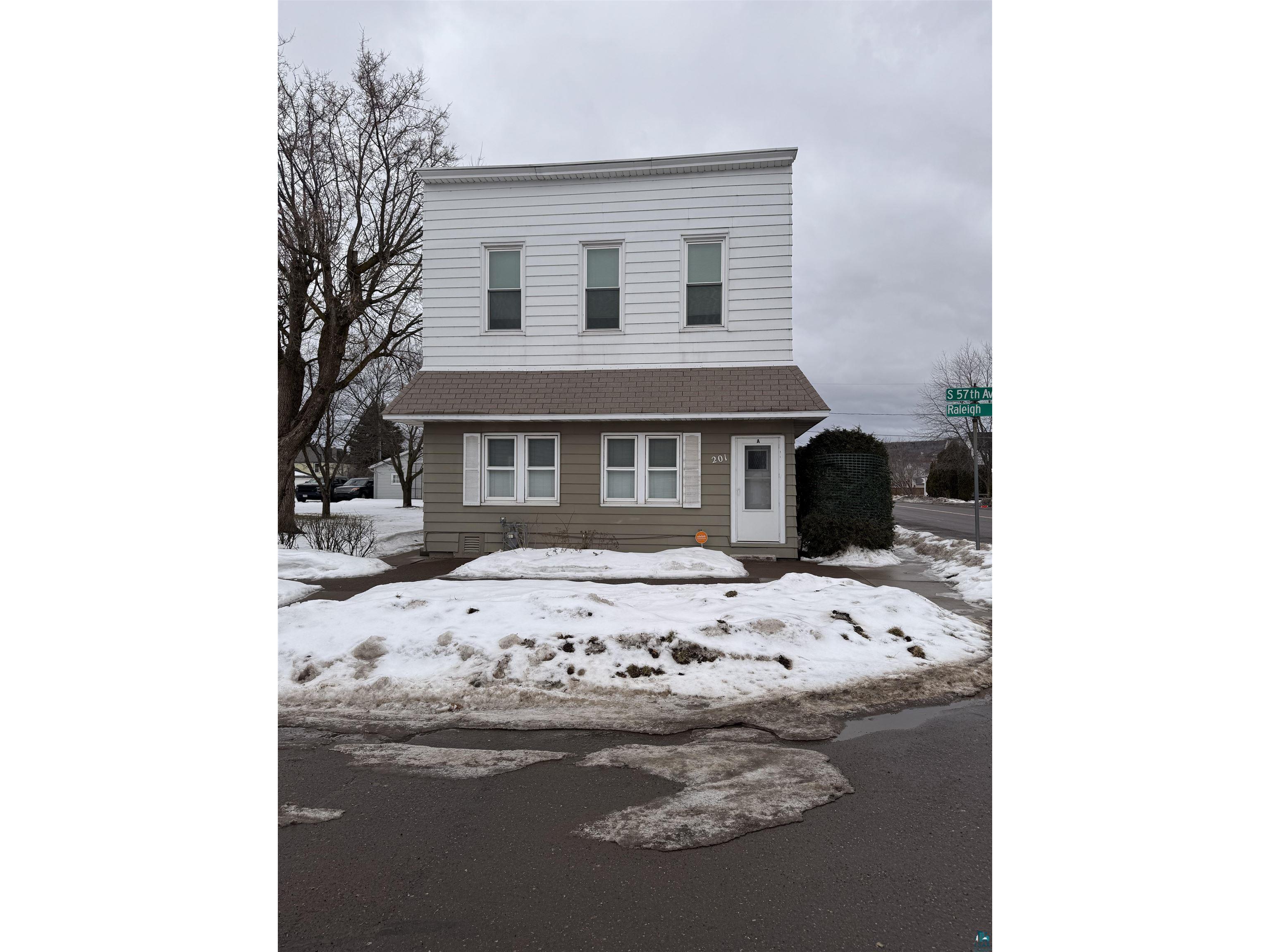 201 S 57th Ave W Duluth MN 55807 6123464 image1