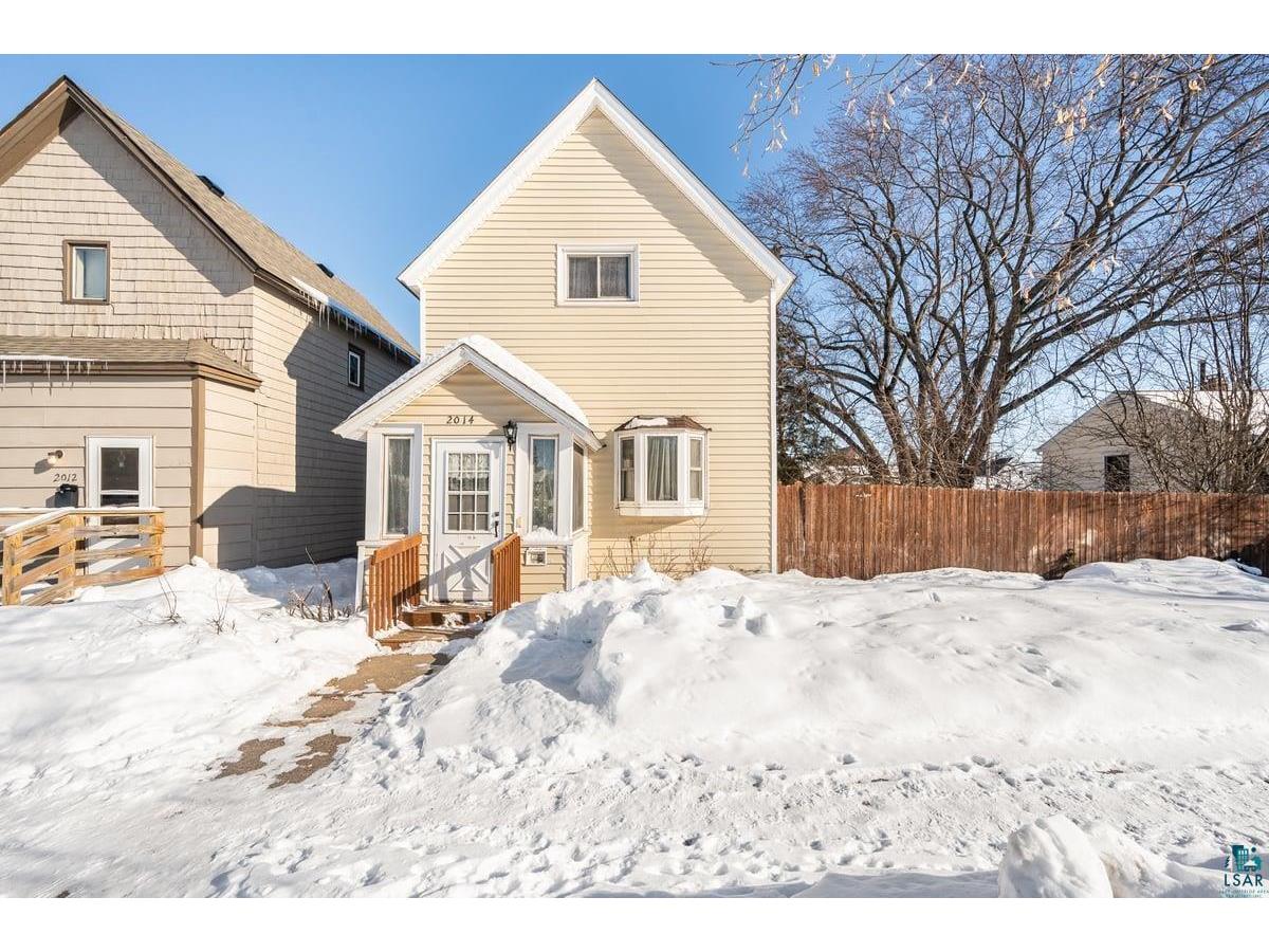 2014 Oakes Ave, Superior, WI 54880 MLS 6106833 Edina Realty