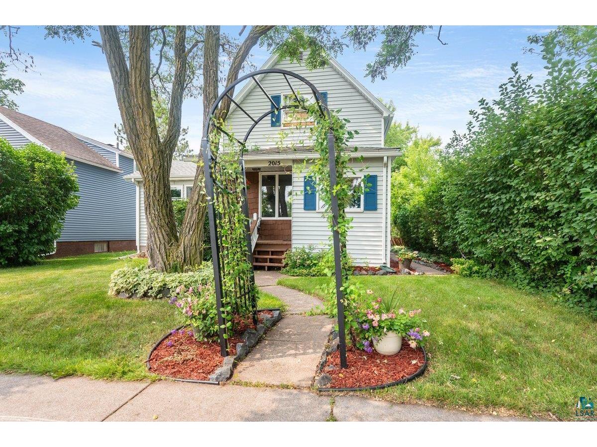 2015 Wyoming Ave Superior WI 54880 6109593 image1