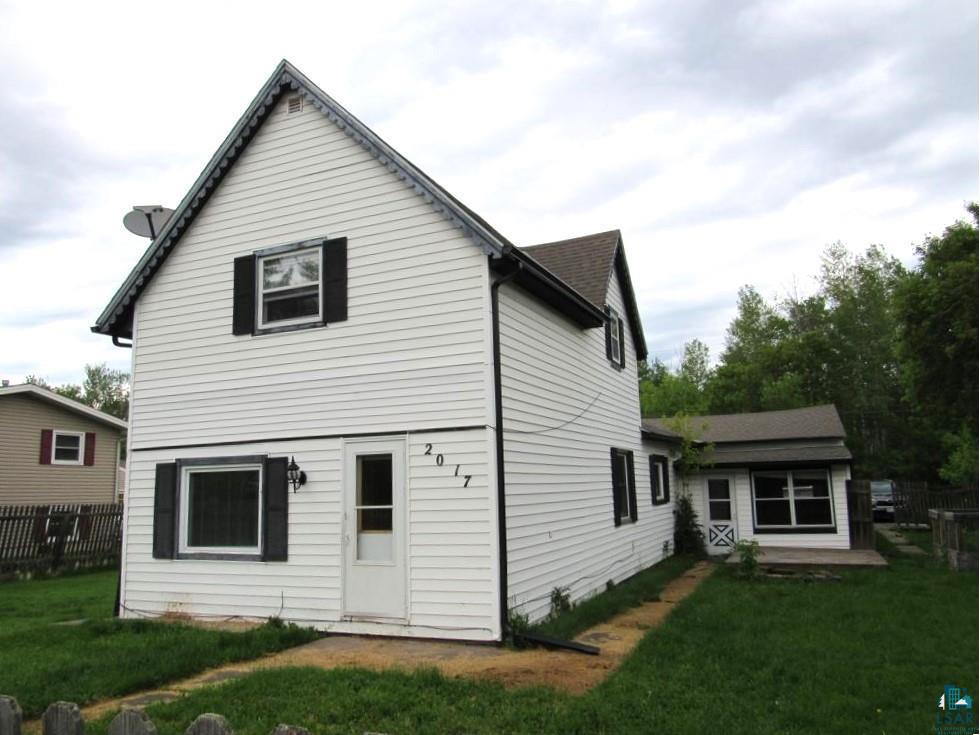 2017 E 10th St Superior WI 54880 6114236 image1